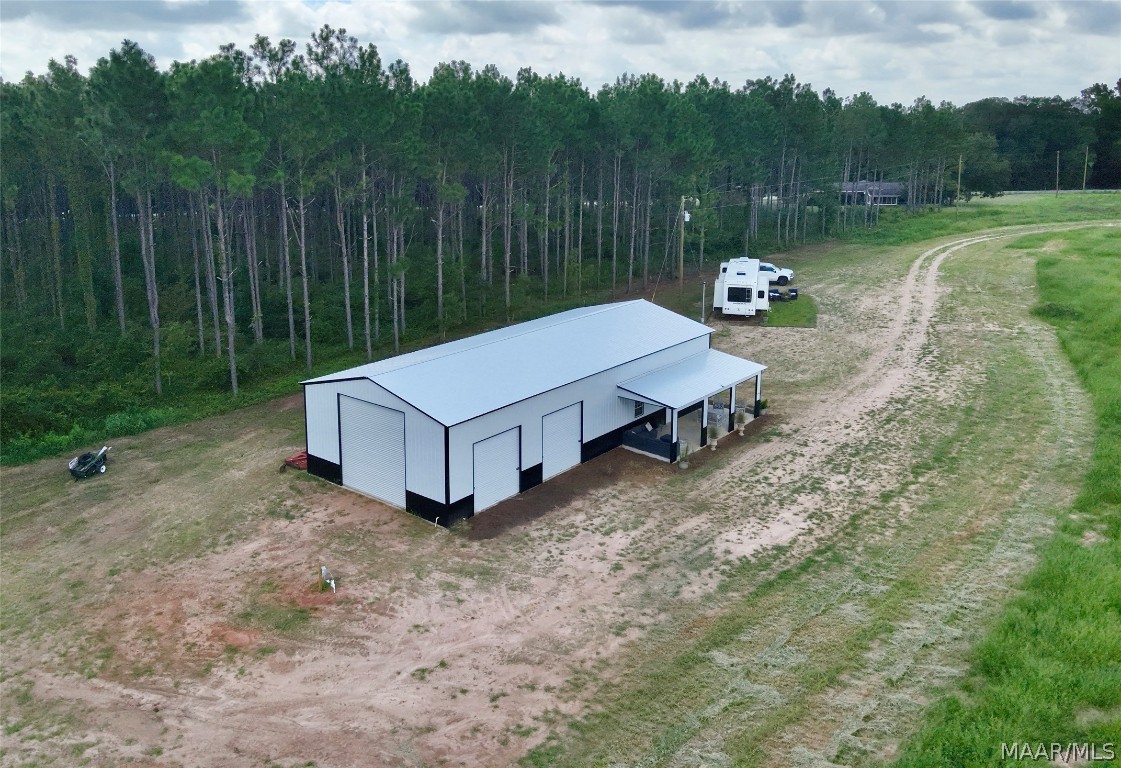 10907 County Road 41 .