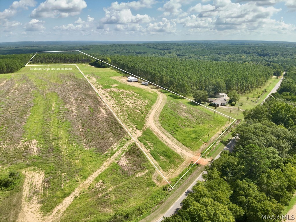 10907 County Road 41 .