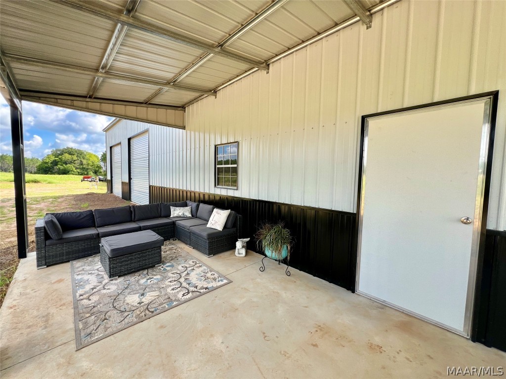 10907 County Road 41 .