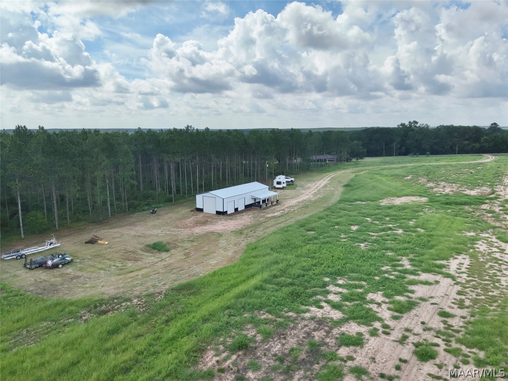 10907 County Road 41 .