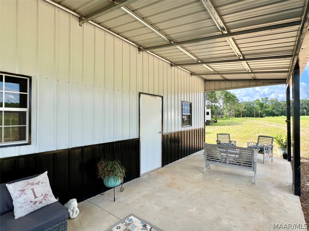 10907 County Road 41 .