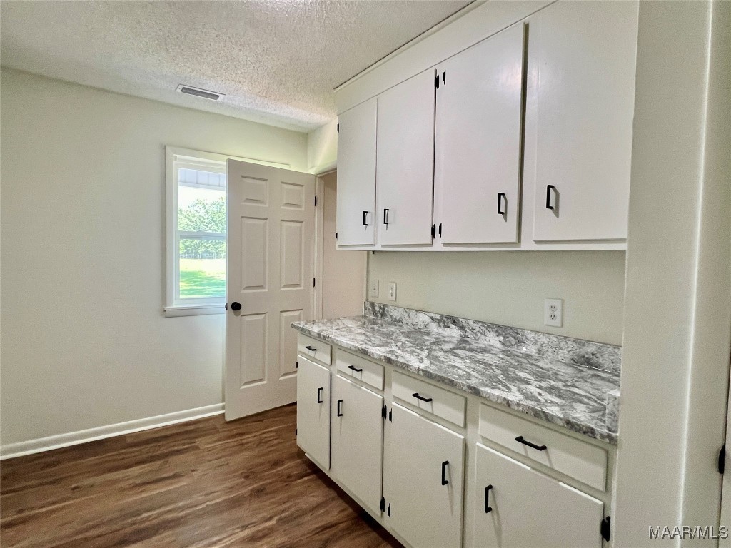 1091 Old Geneva Road