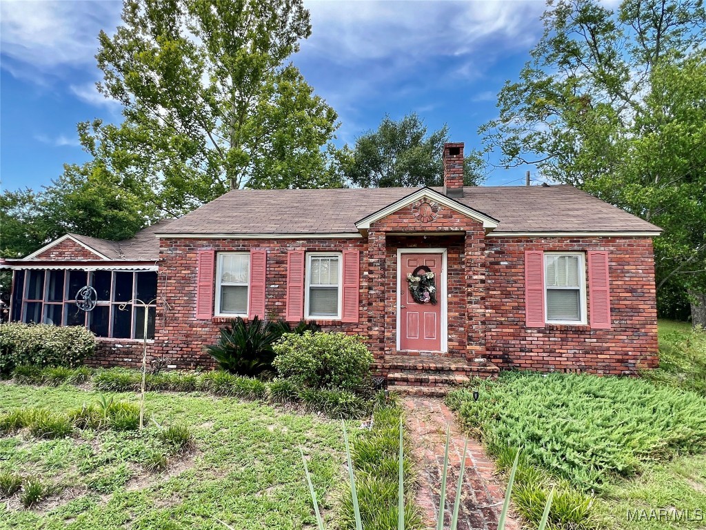 6537 E State Highway 52 .