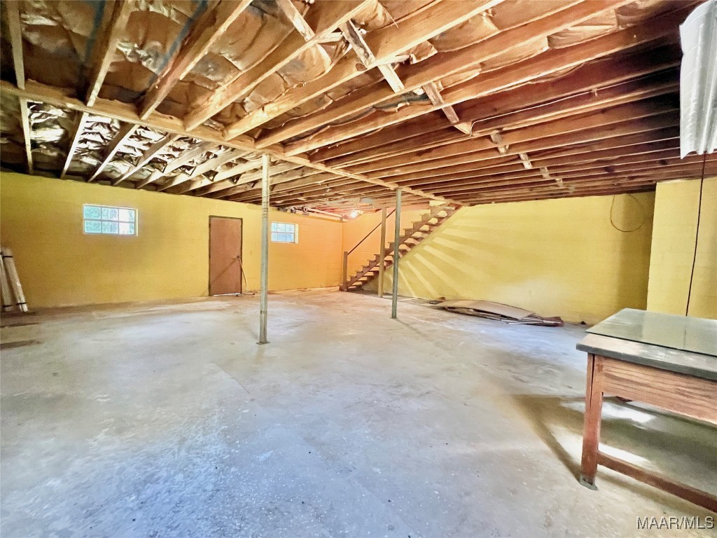 702 W Hemlock Avenue