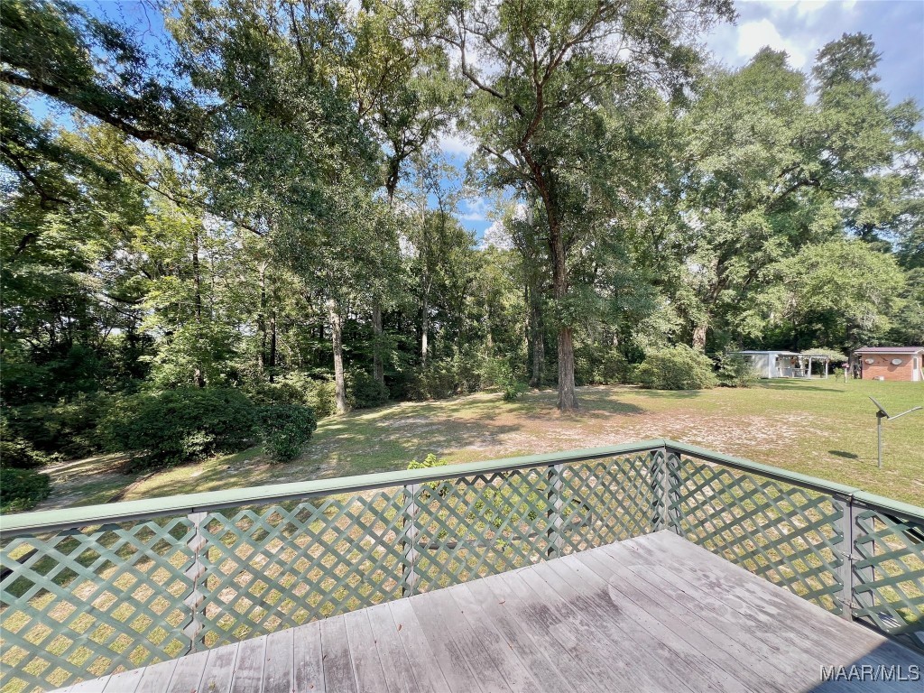 702 W Hemlock Avenue