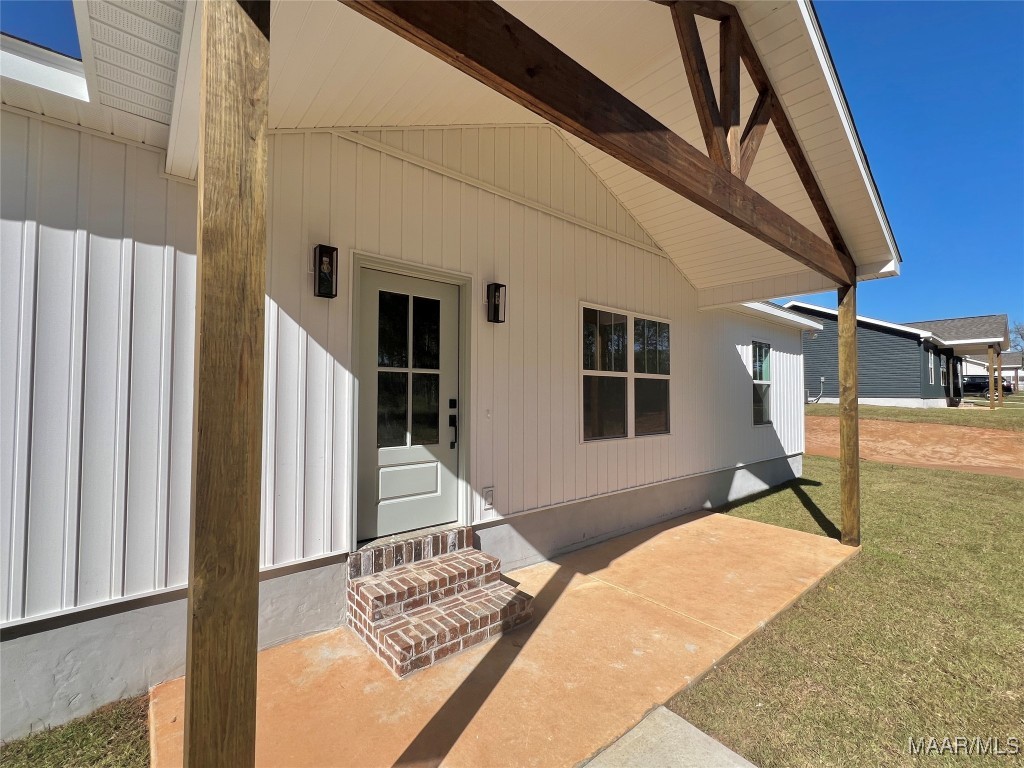 792 S Watford Road