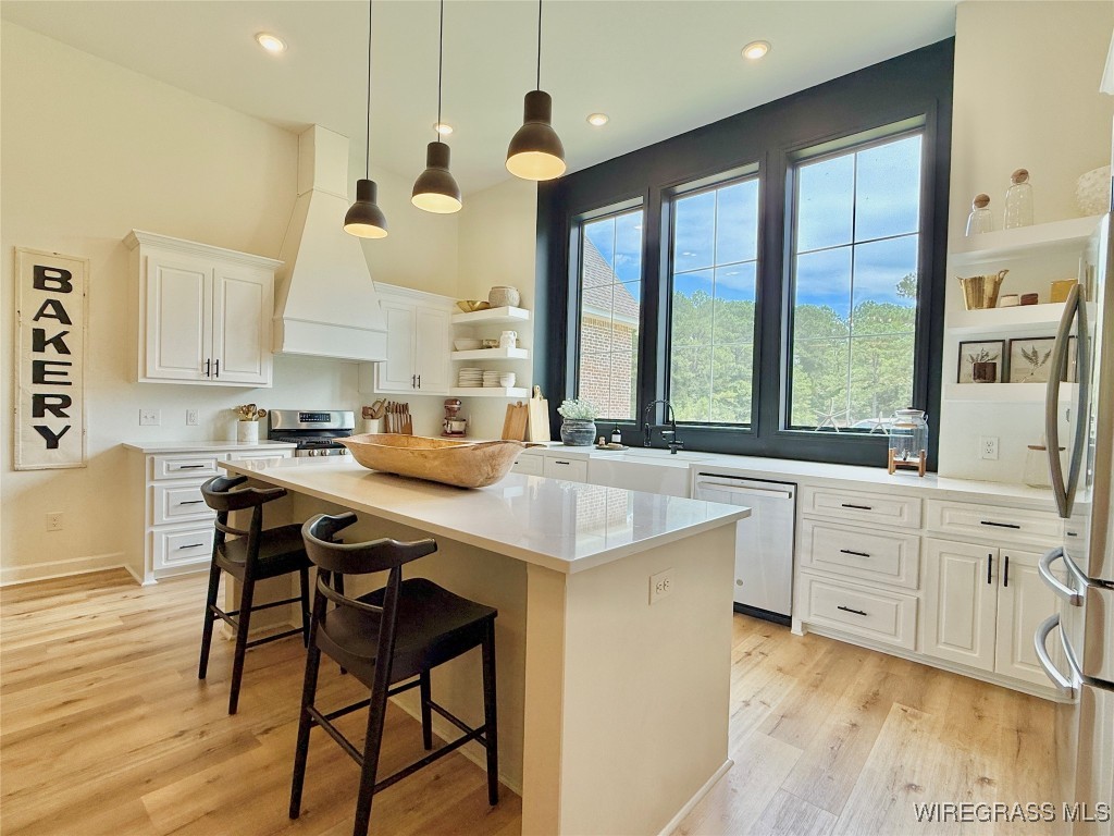 211 Riverchase Drive