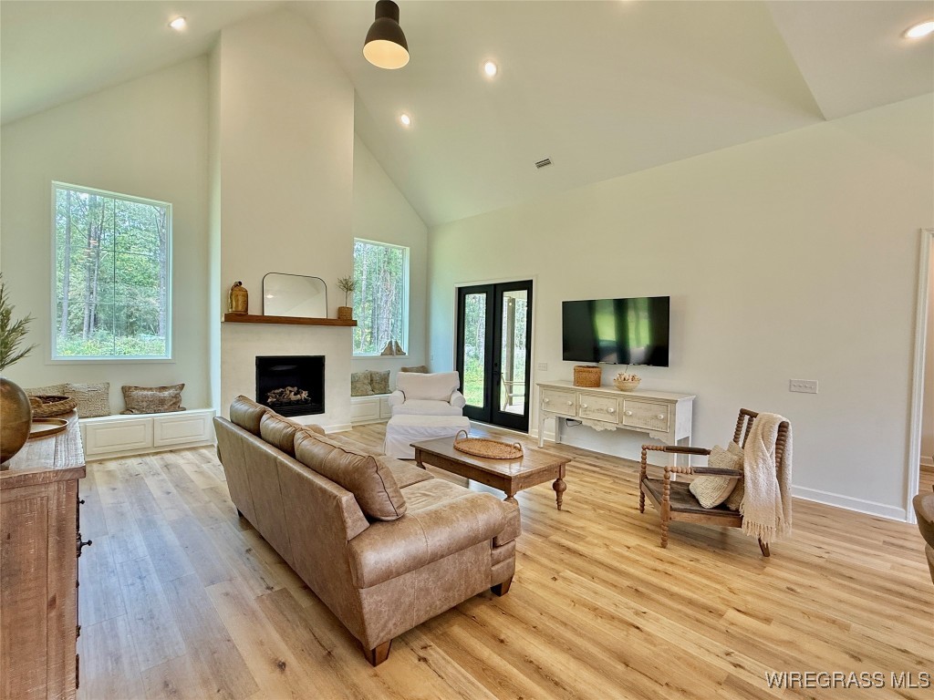 211 Riverchase Drive