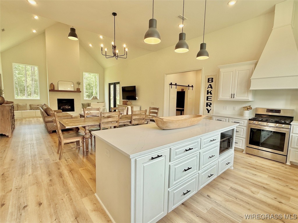 211 Riverchase Drive