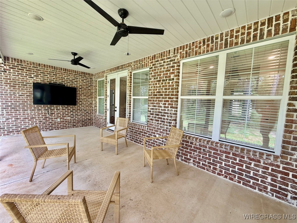 211 Riverchase Drive