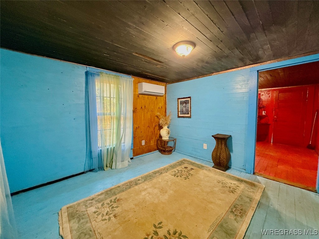 308 E Smith Avenue