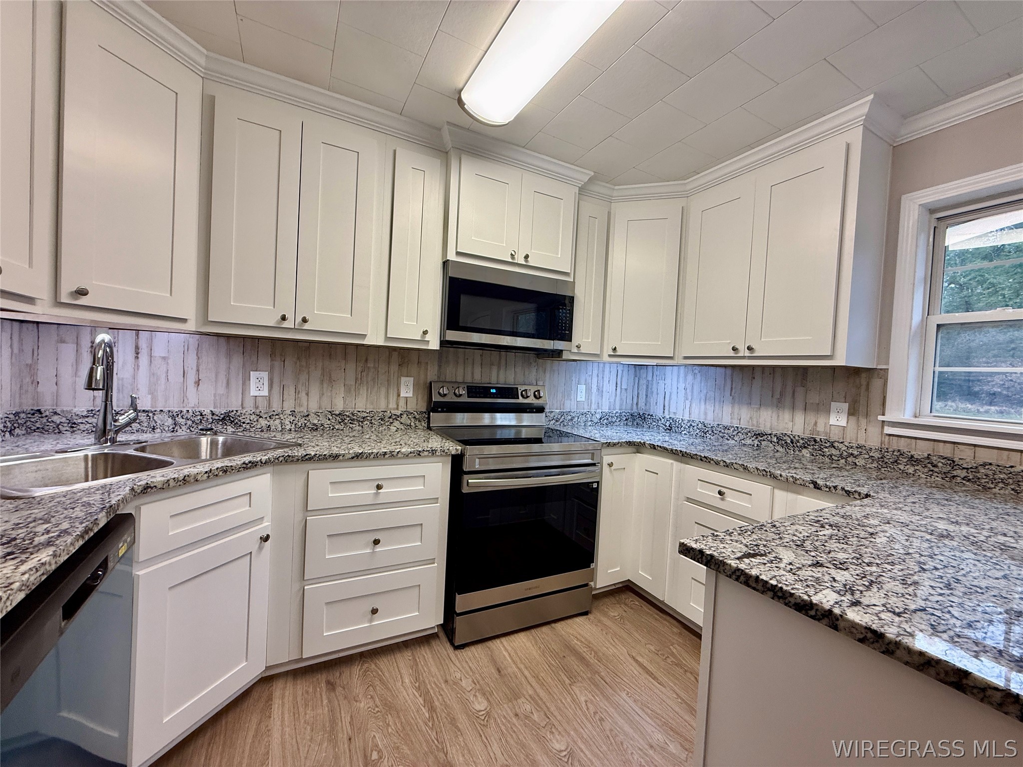 1246 N Highway 123 Highway