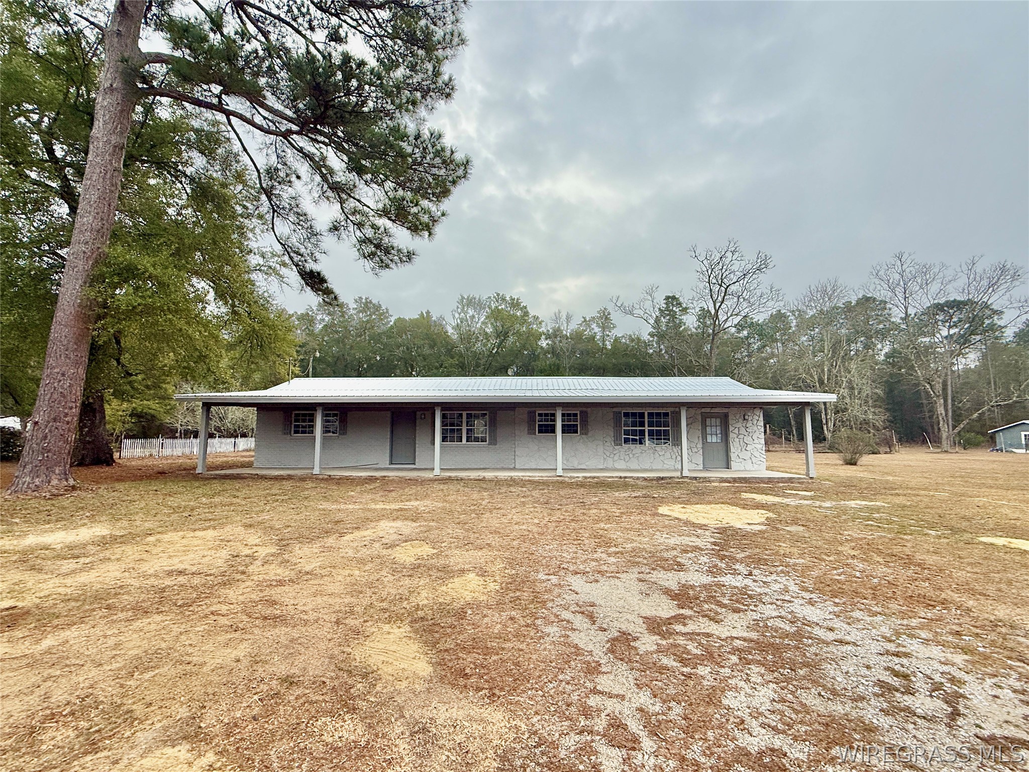 1246 N Highway 123 Highway