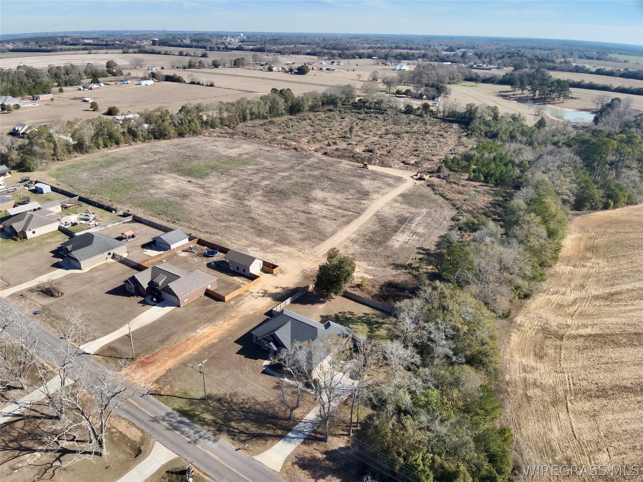 21.5 acres Windmill Road