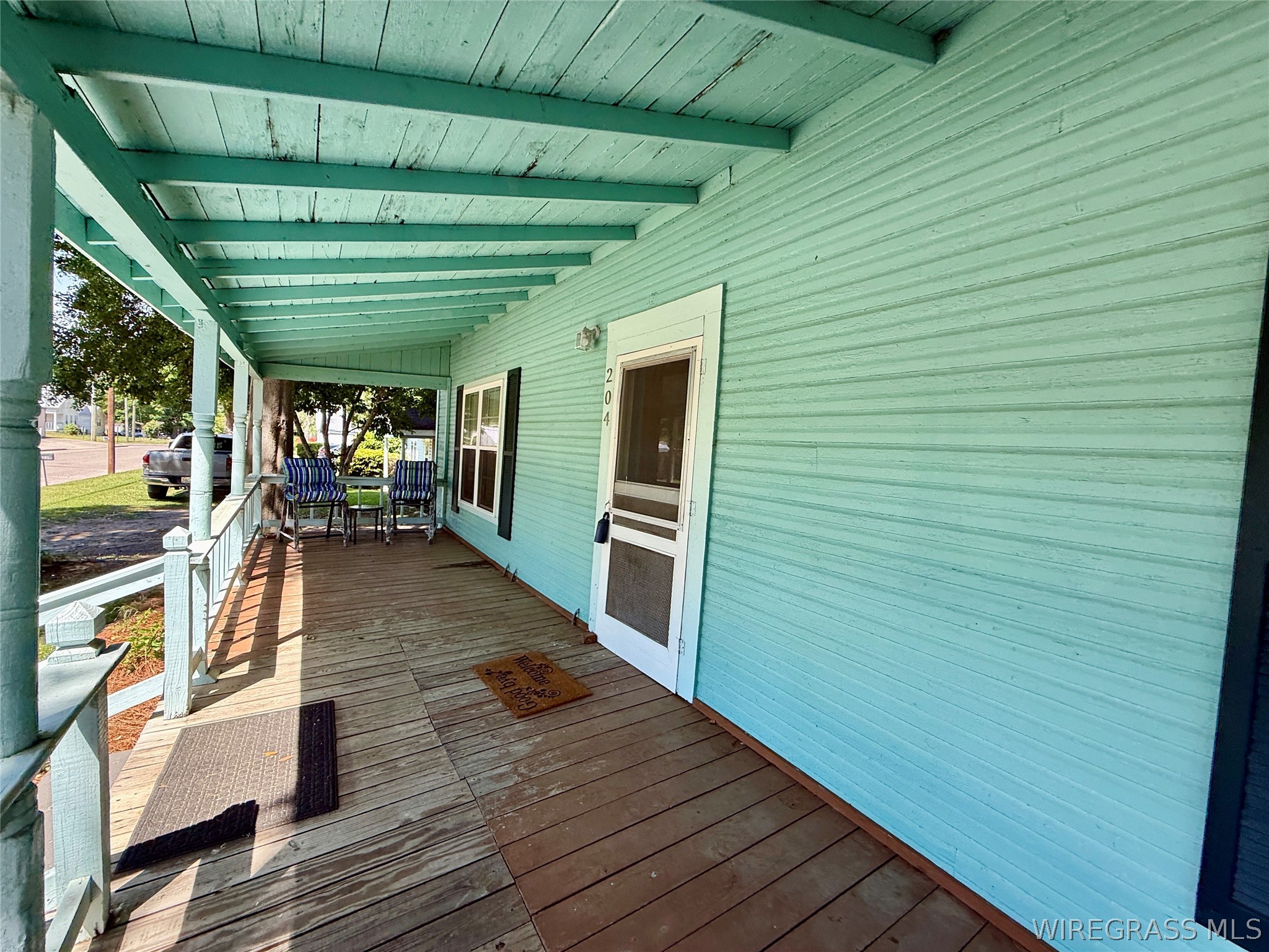 204 W Line Street