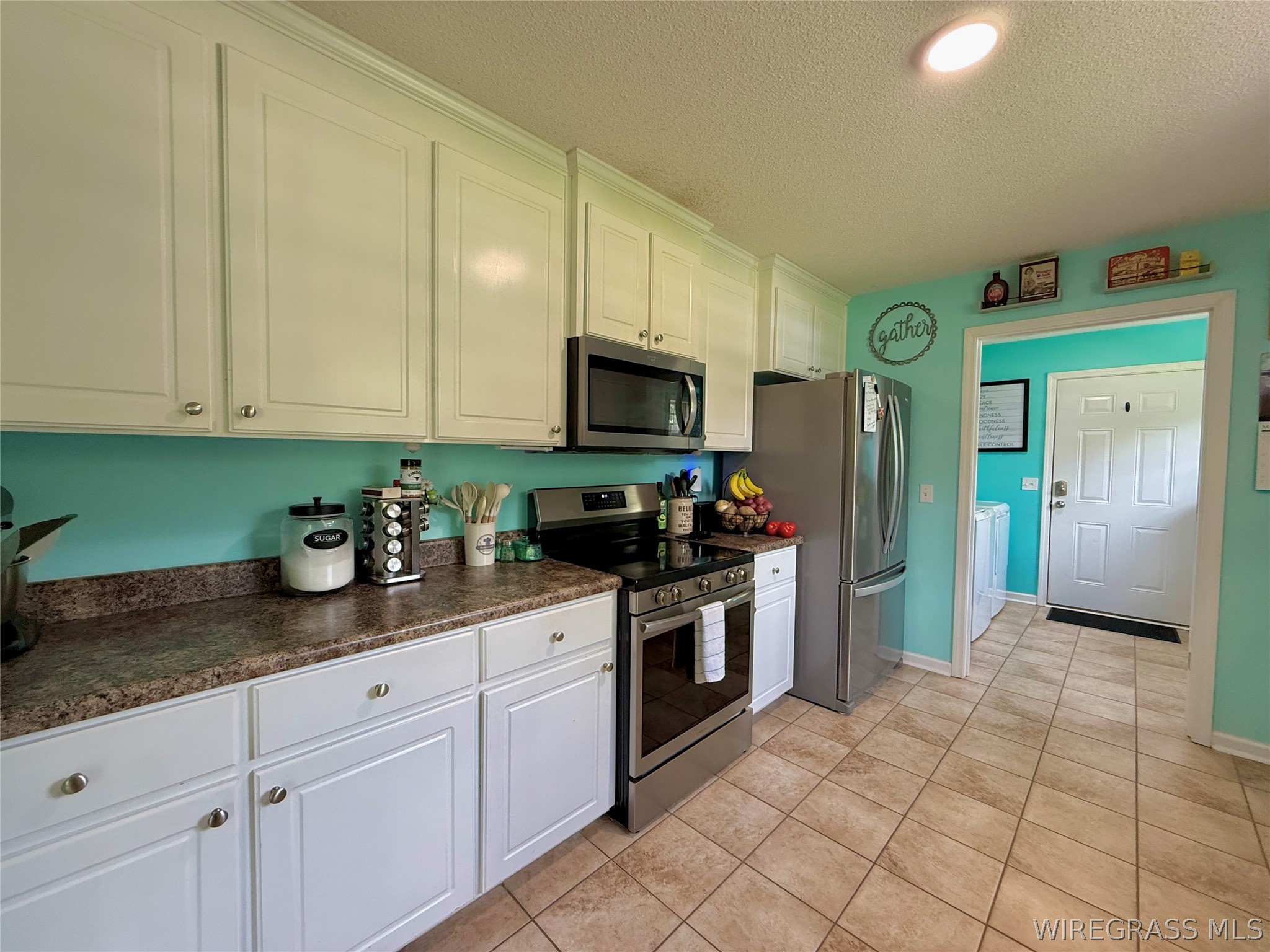 344 Lakeview Drive