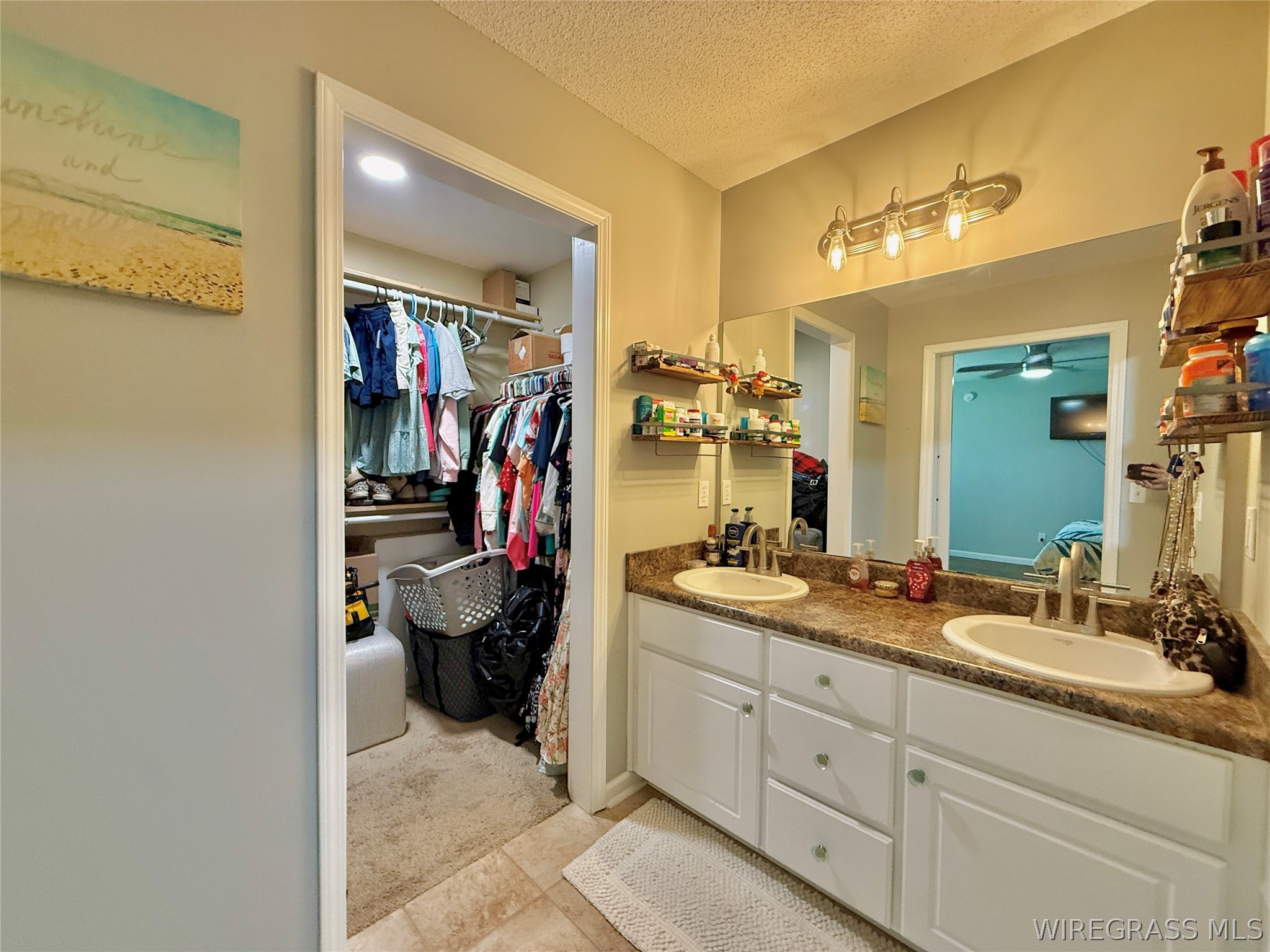 344 Lakeview Drive