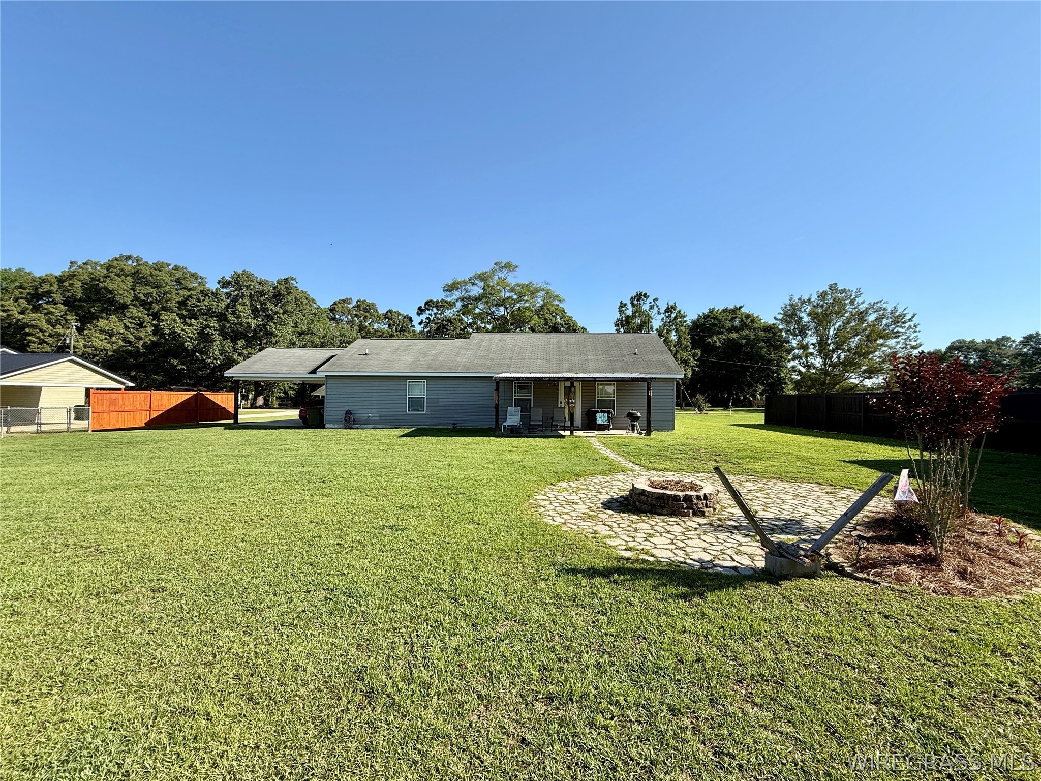 344 Lakeview Drive