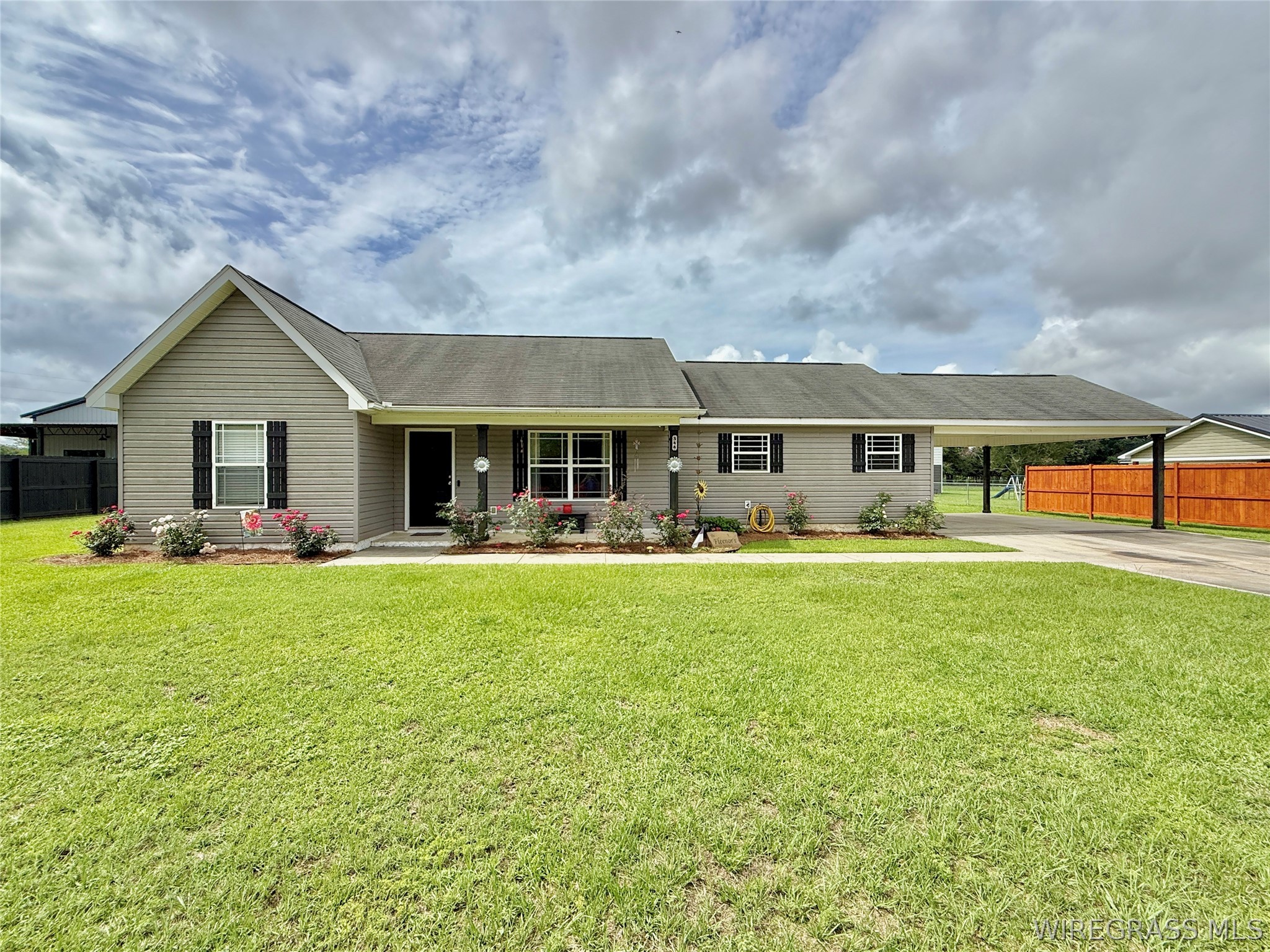 344 Lakeview Drive