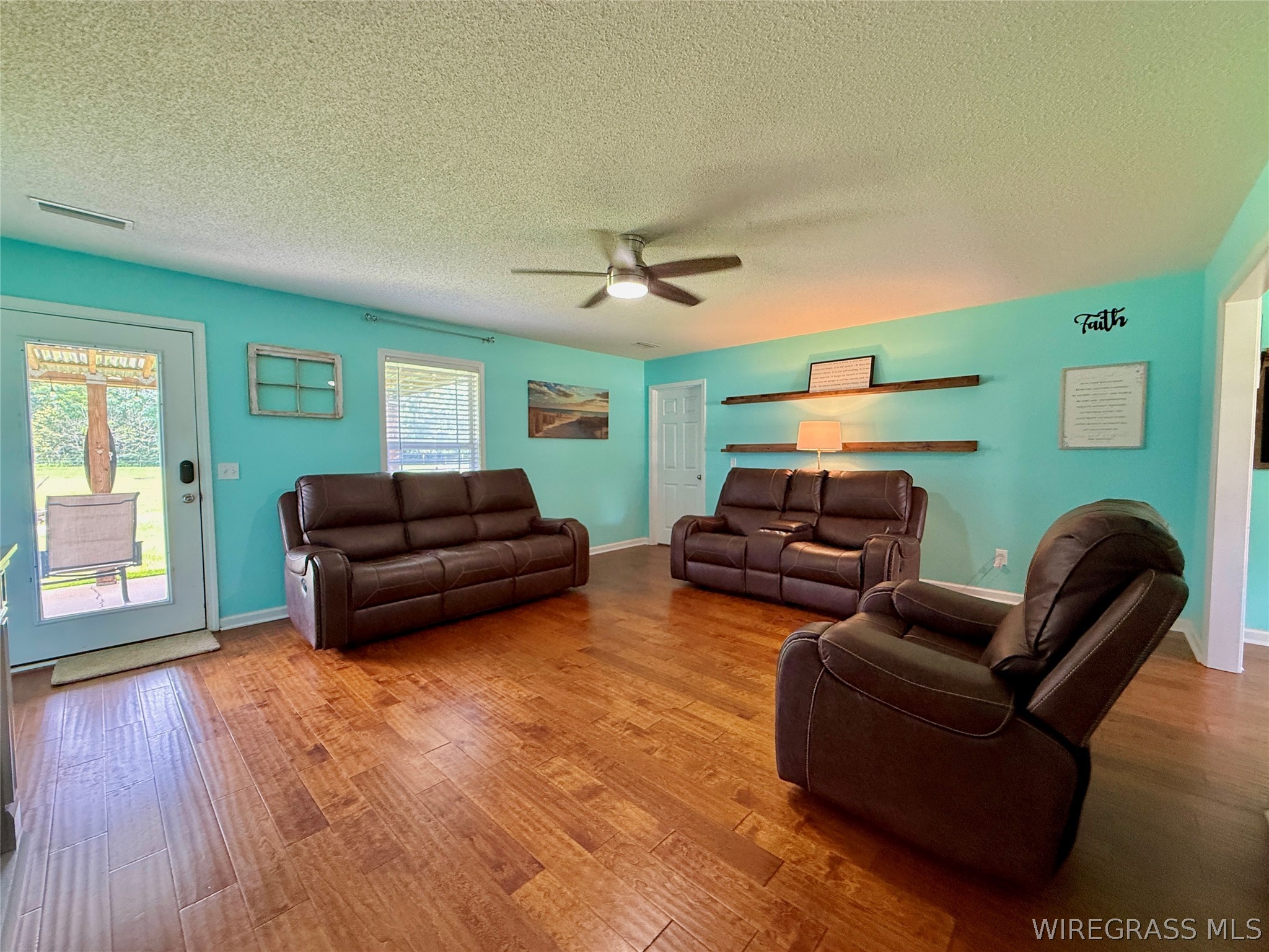 344 Lakeview Drive