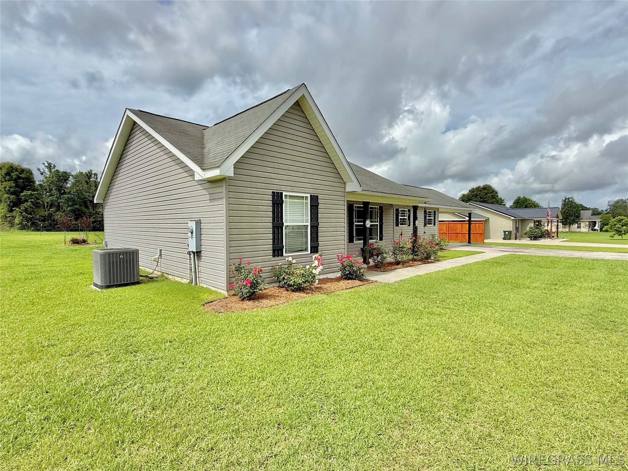 344 Lakeview Drive