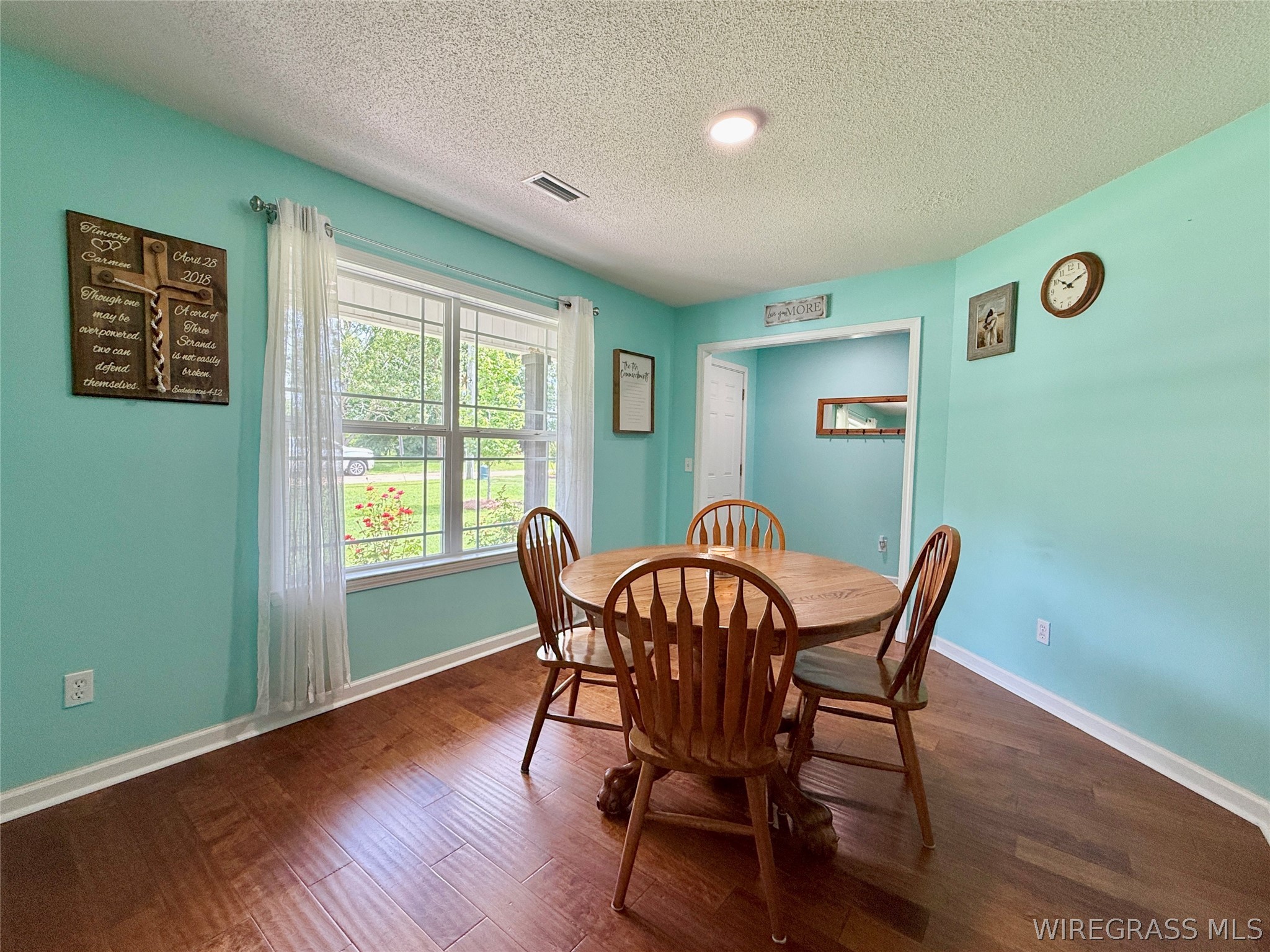 344 Lakeview Drive