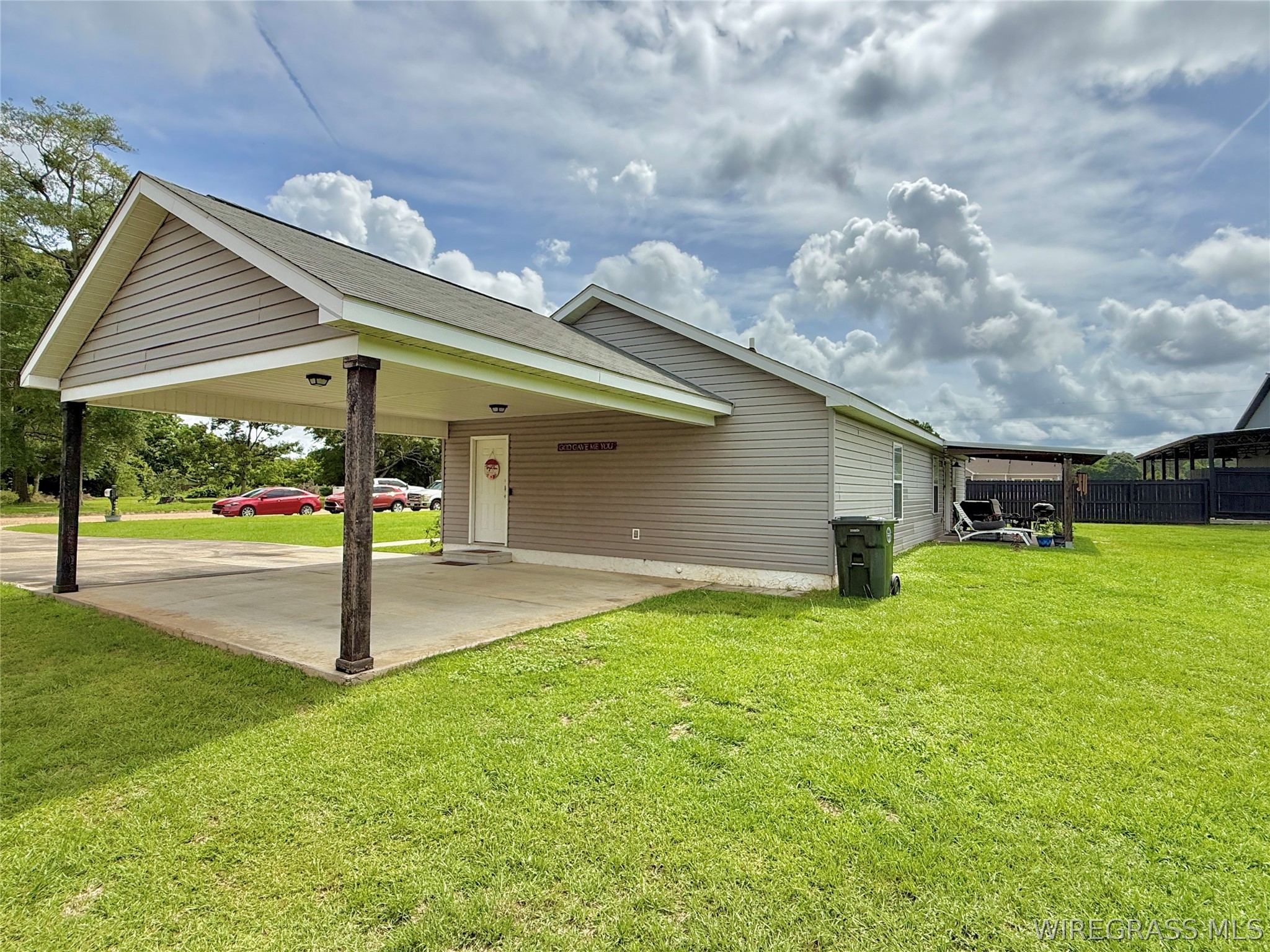 344 Lakeview Drive