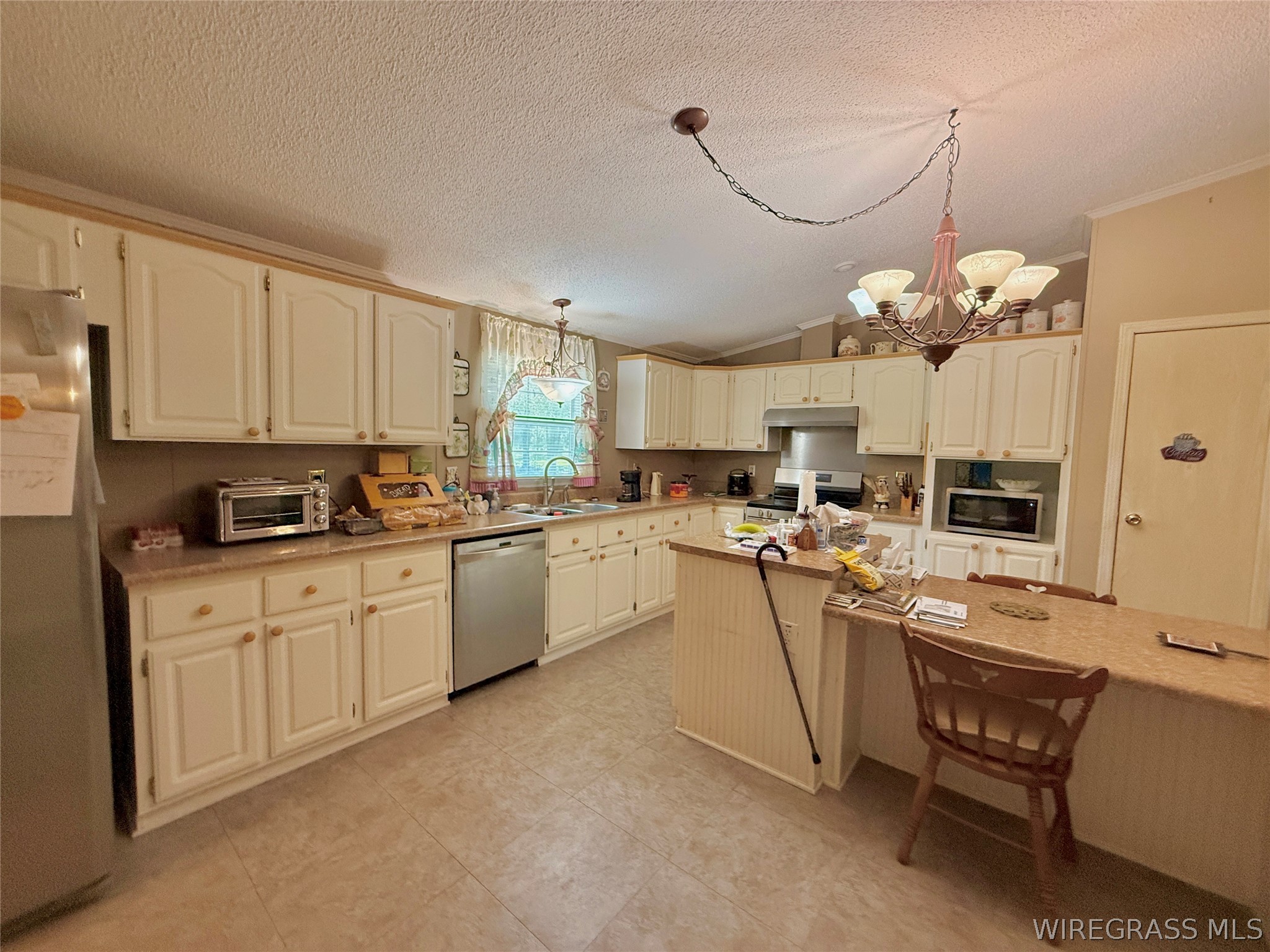 274 Twin Lakes Road