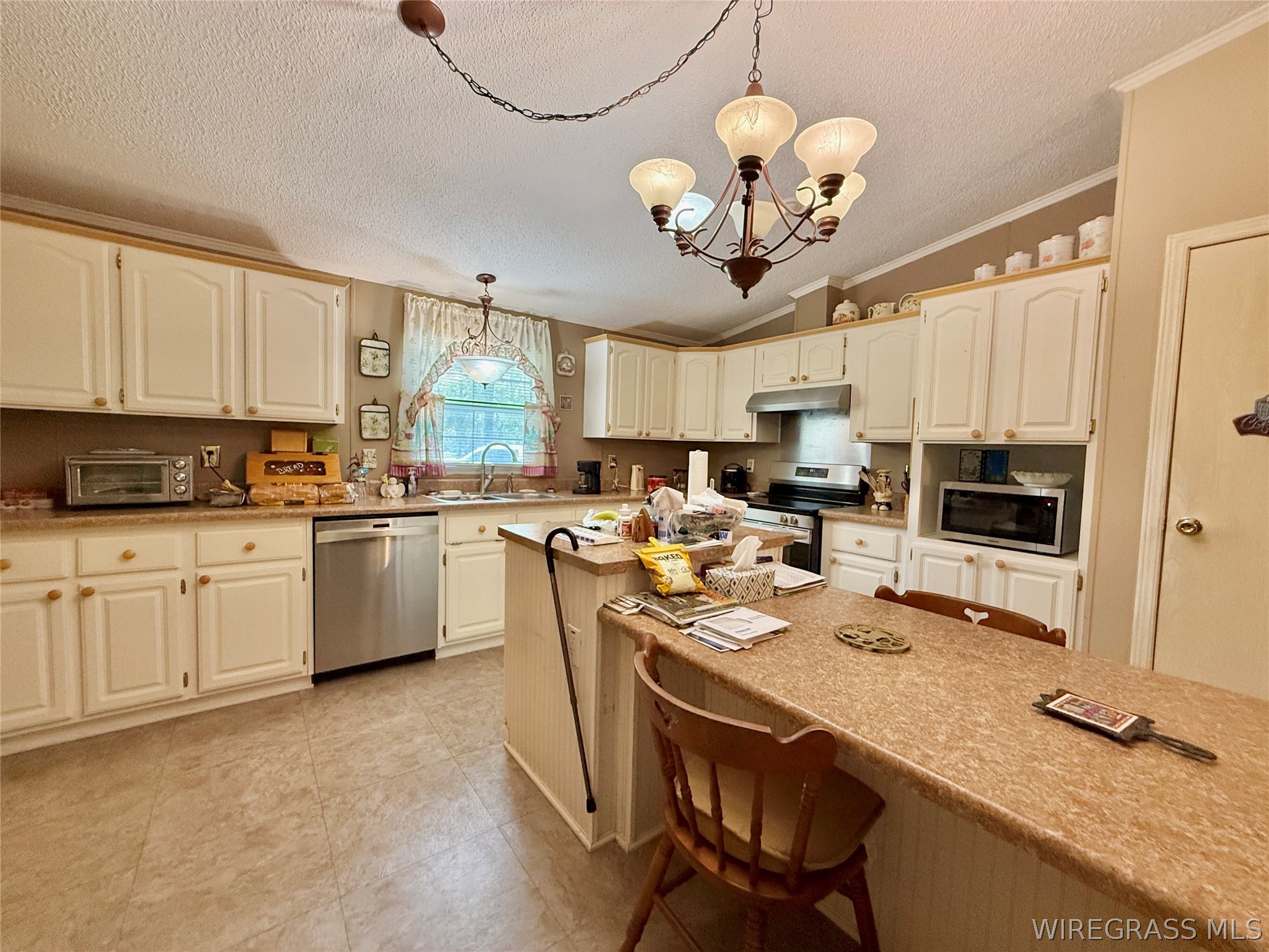 274 Twin Lakes Road