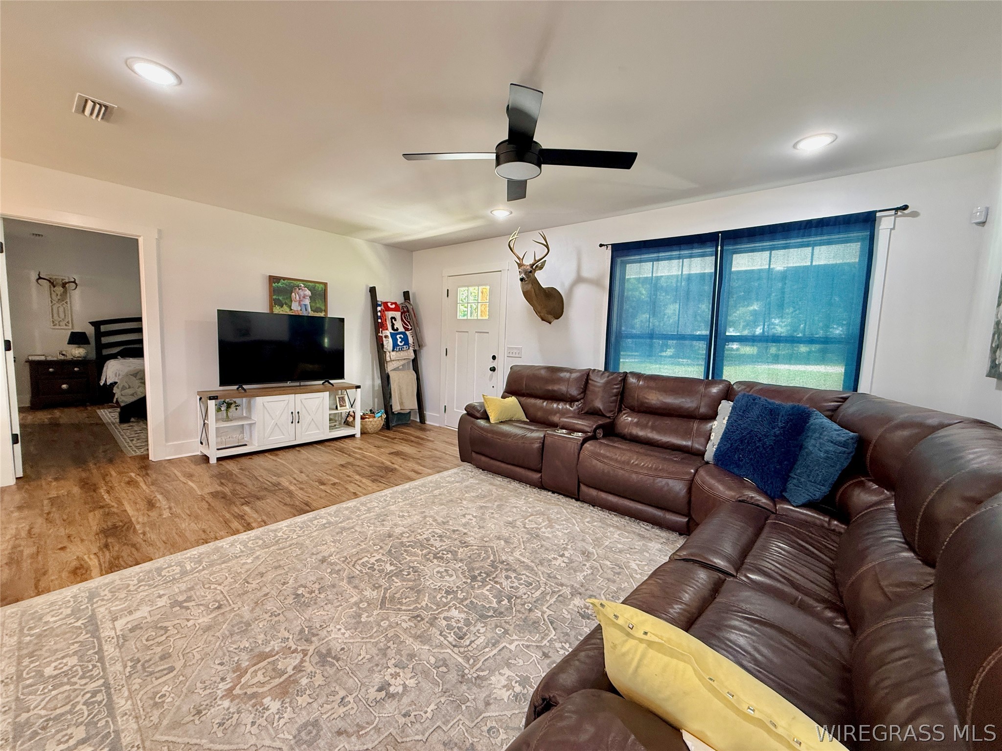 263 Peacock Circle