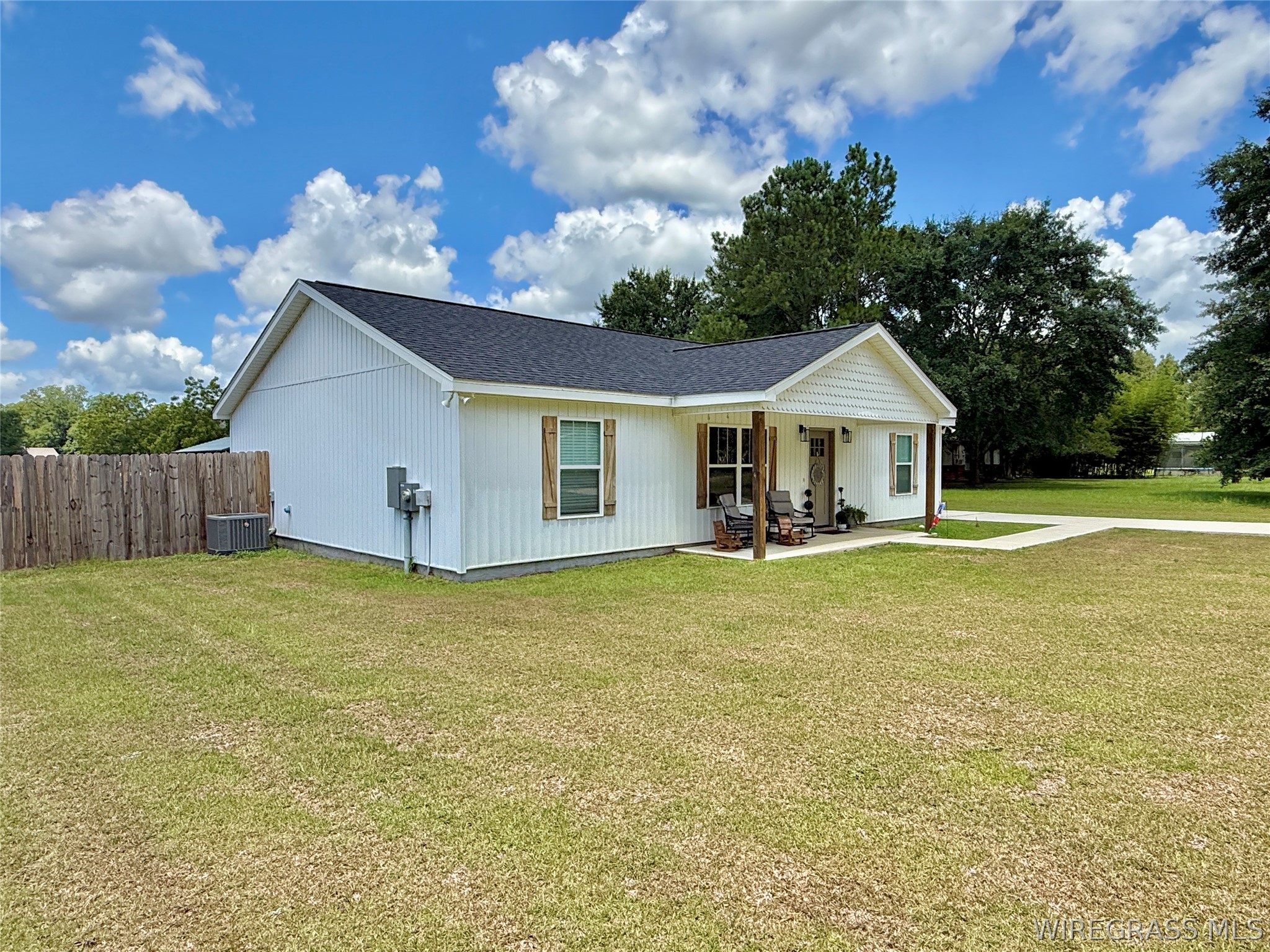 263 Peacock Circle