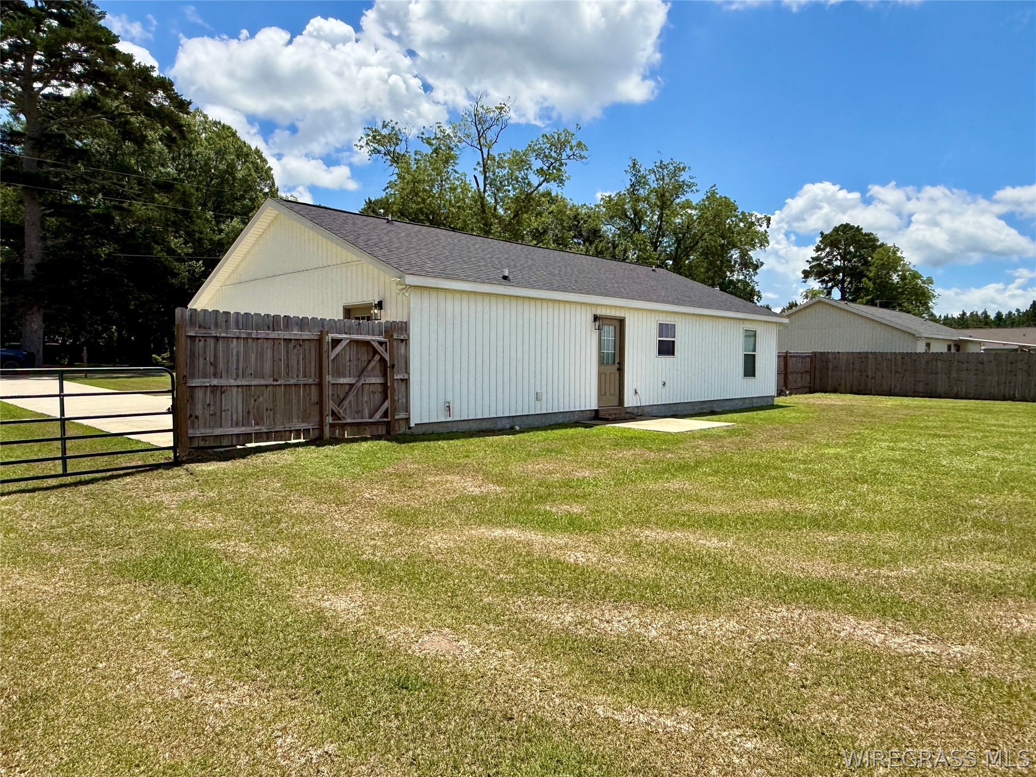 263 Peacock Circle
