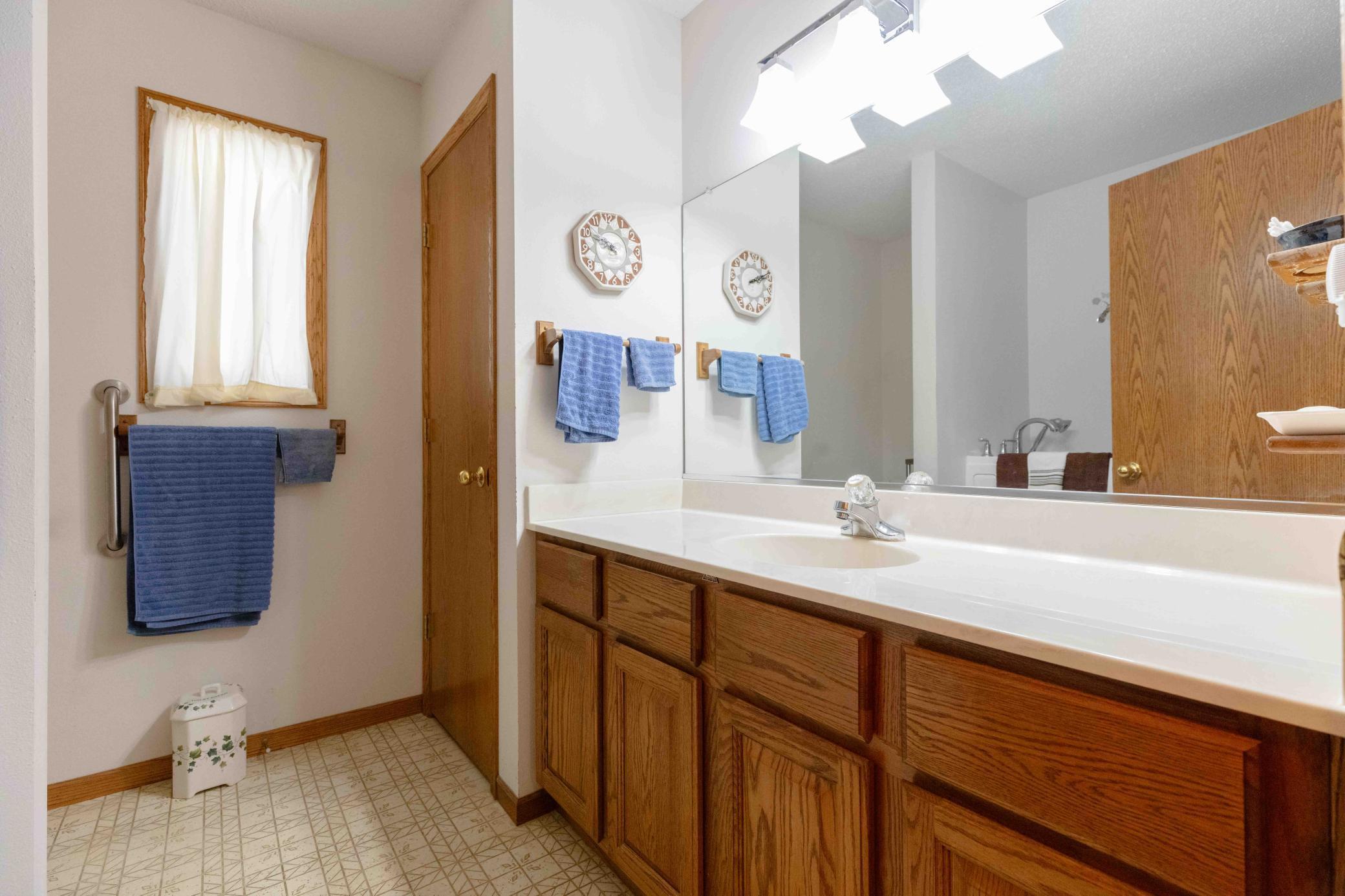 713 Pondhurst Circle