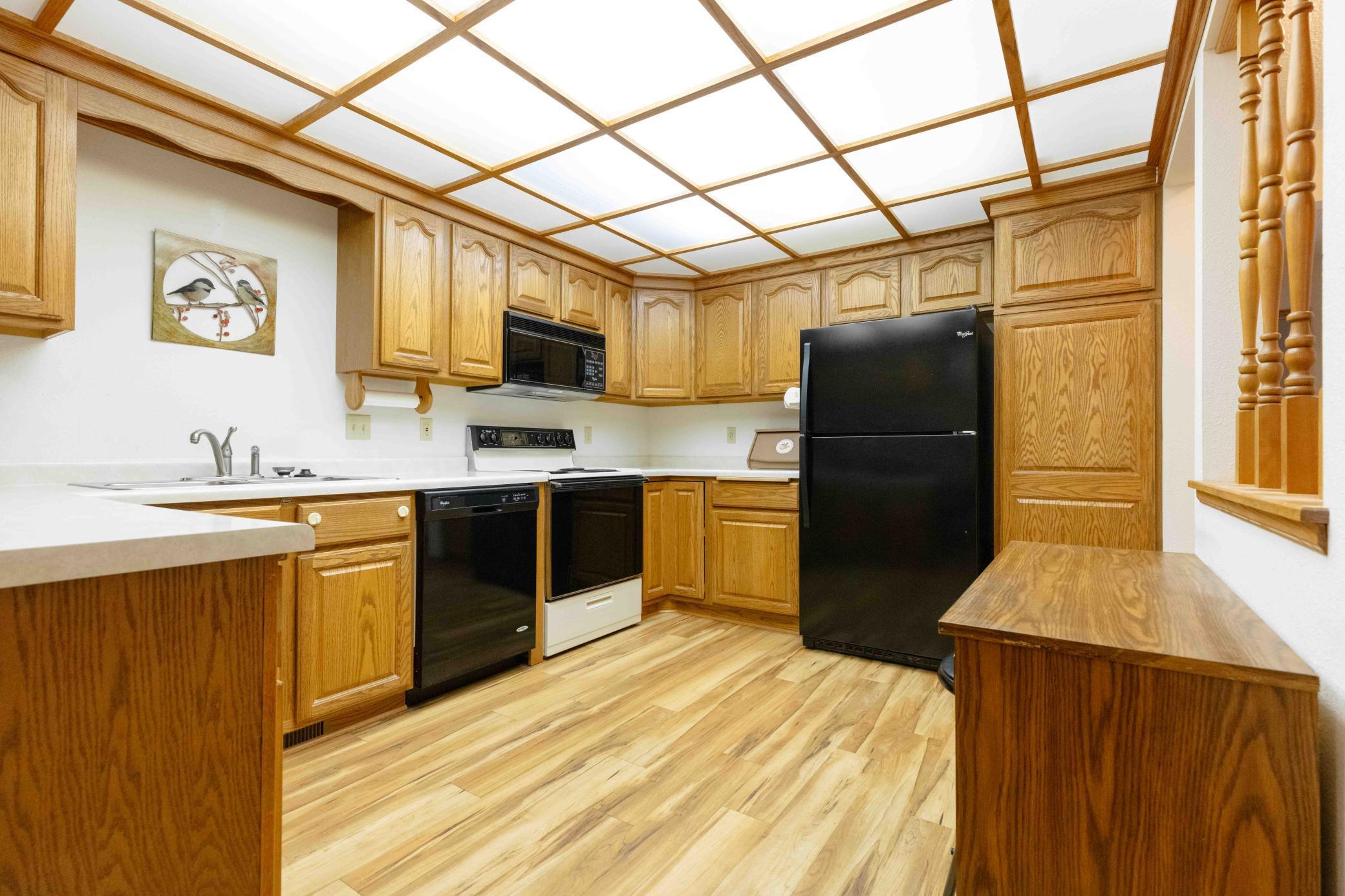 713 Pondhurst Circle