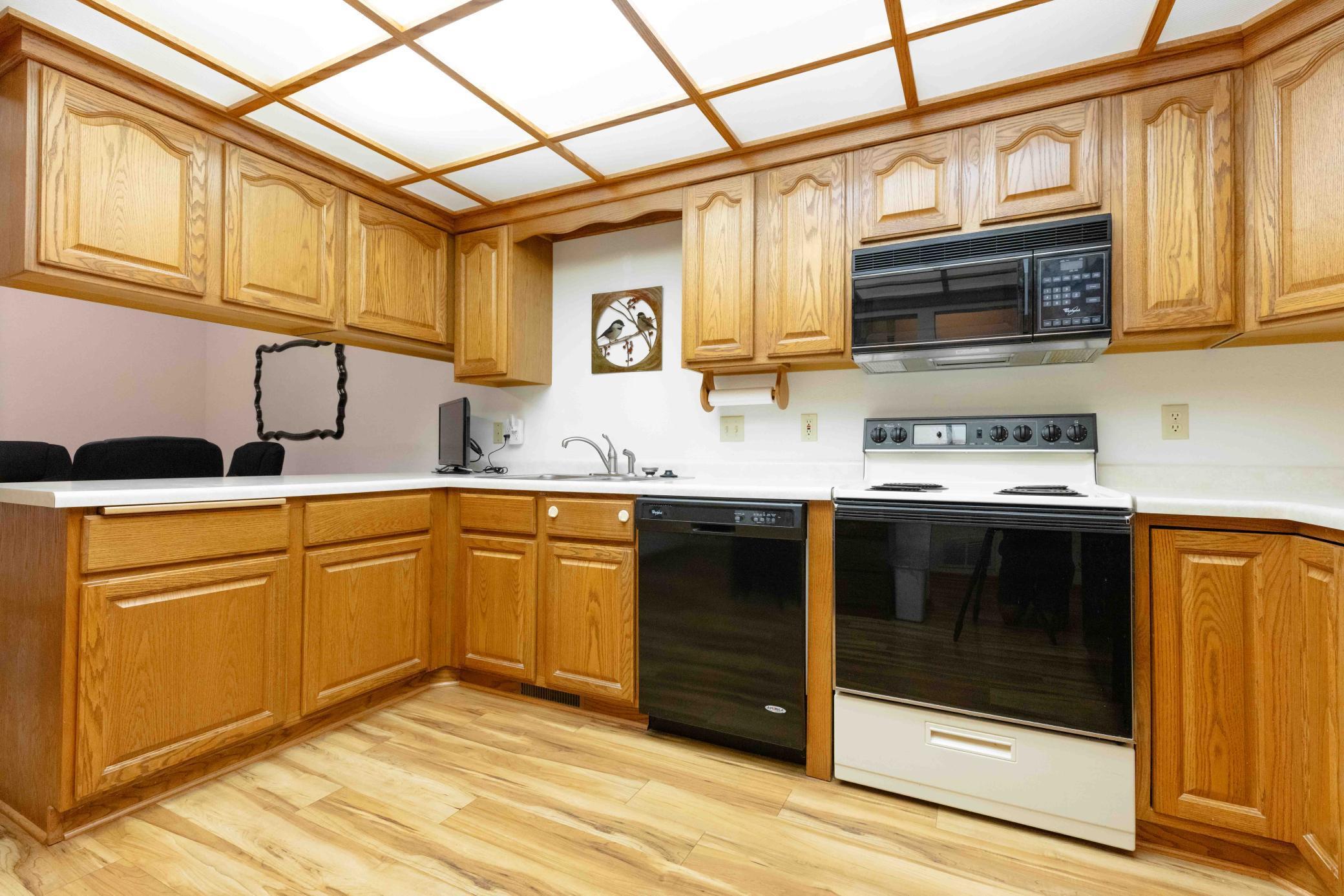 713 Pondhurst Circle