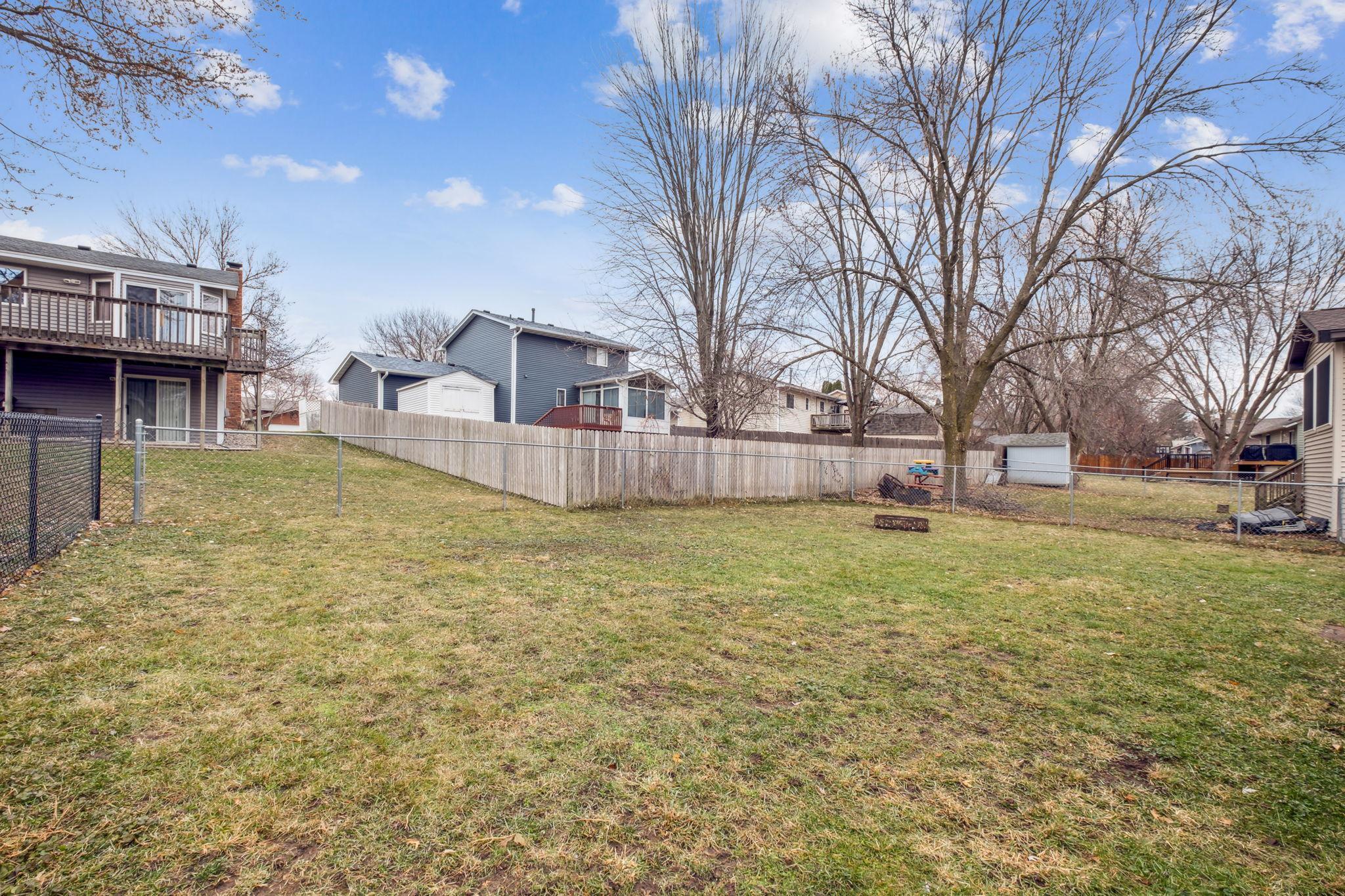 2683 Greystone Avenue N