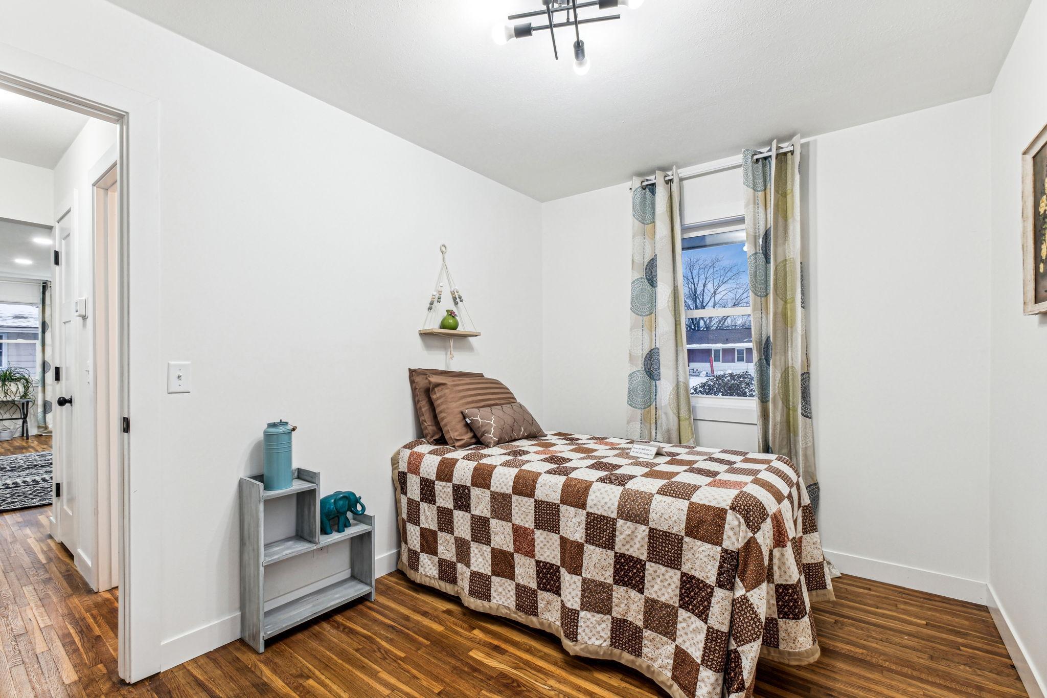 256 Territorial Road NE