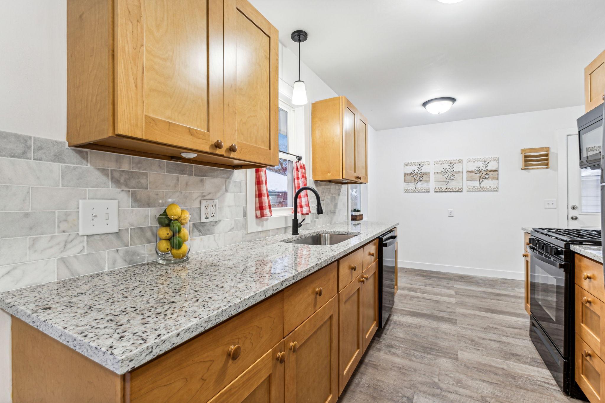 256 Territorial Road NE