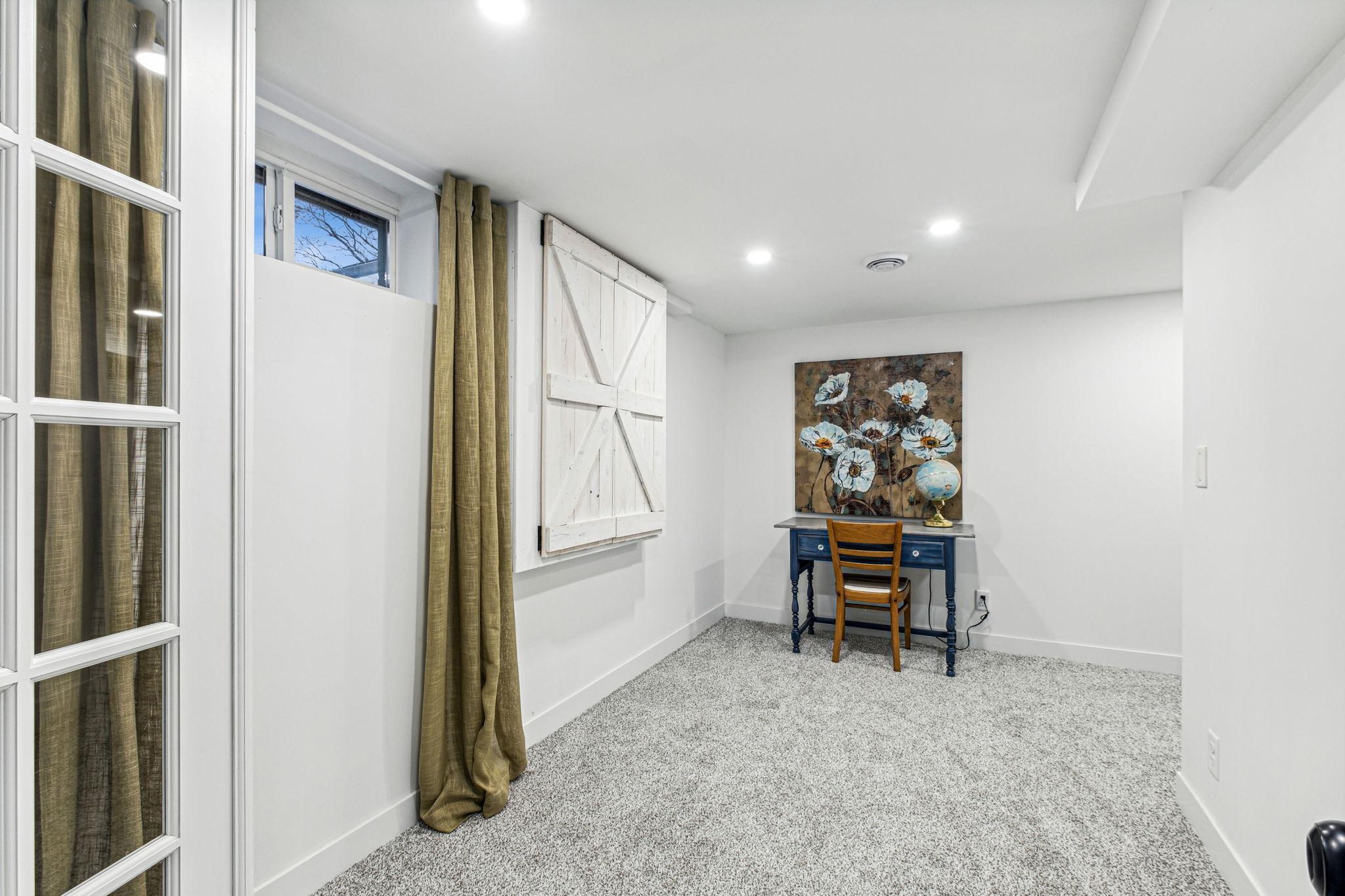 256 Territorial Road NE