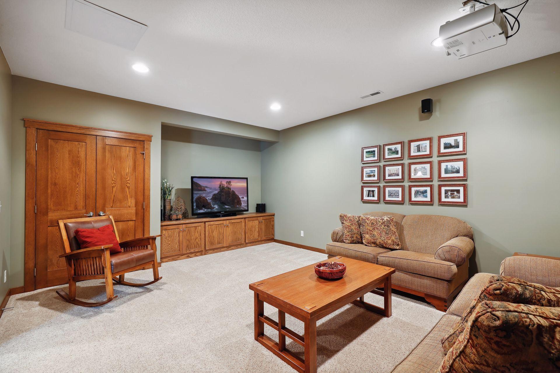 312 Meadow Ridge Court