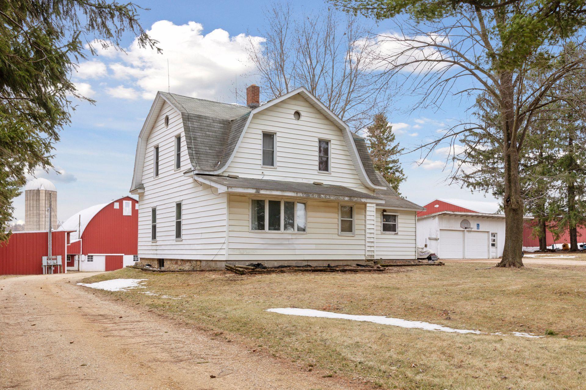 1579 County Road M