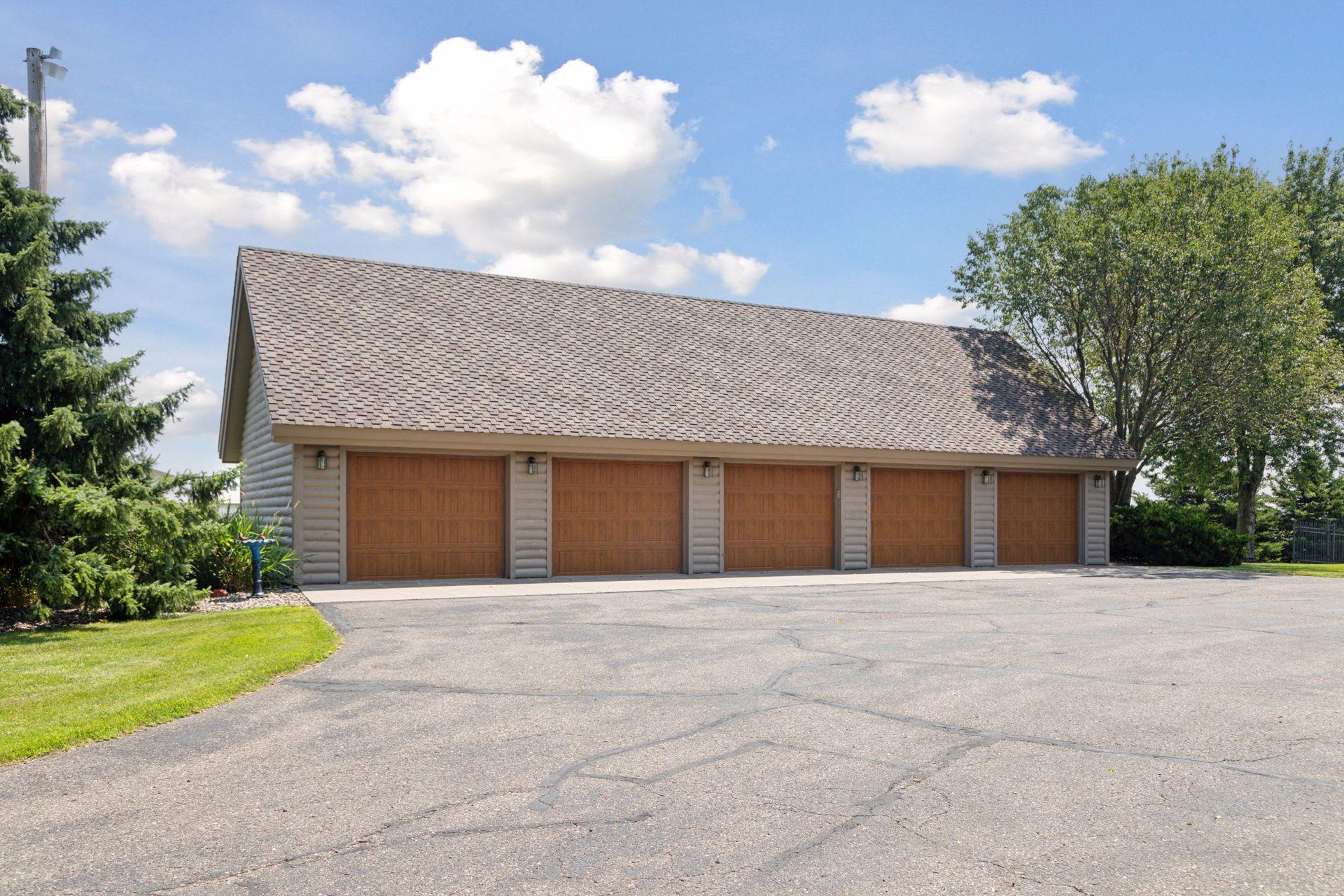 1579 County Road M