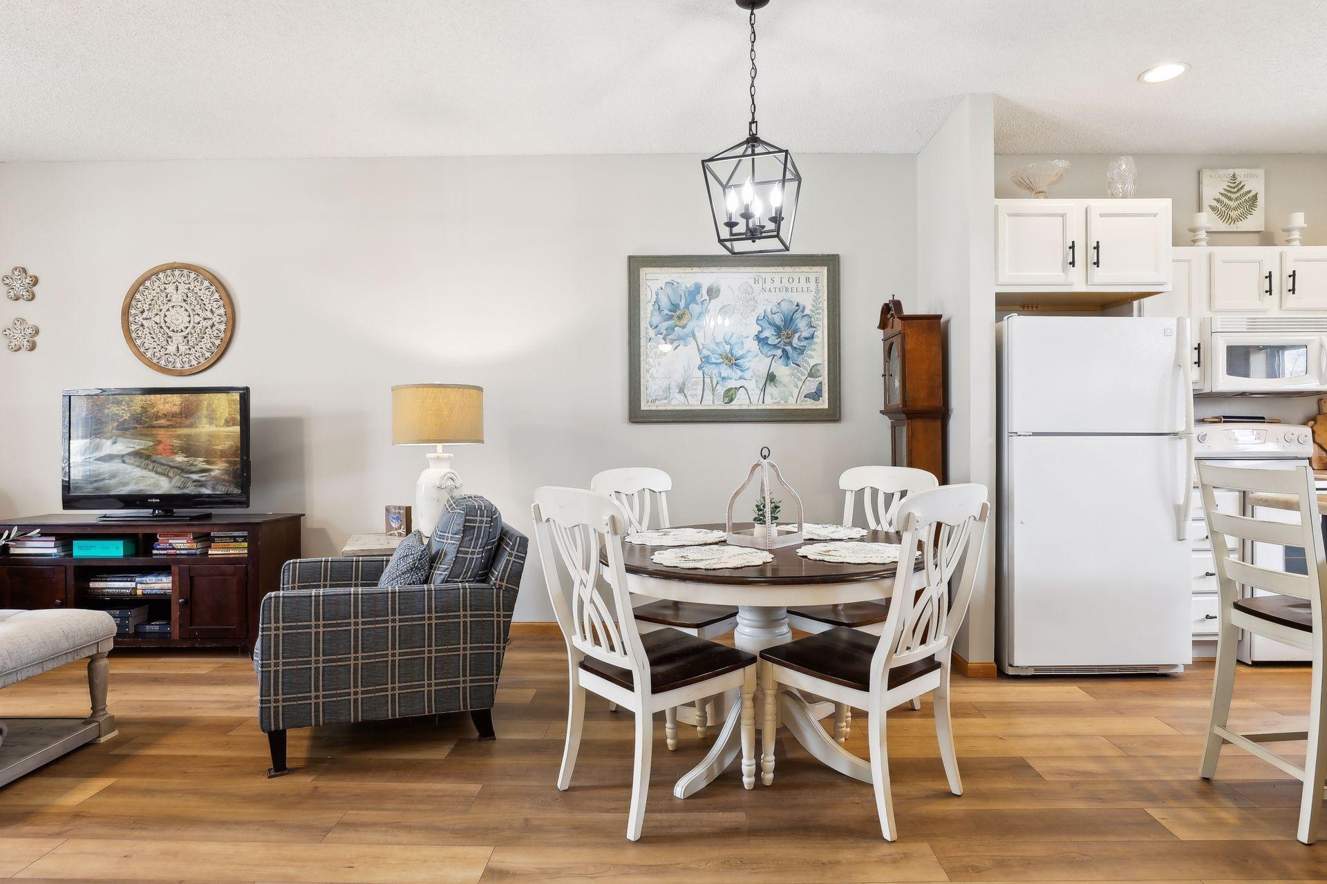 36 Heritage Boulevard