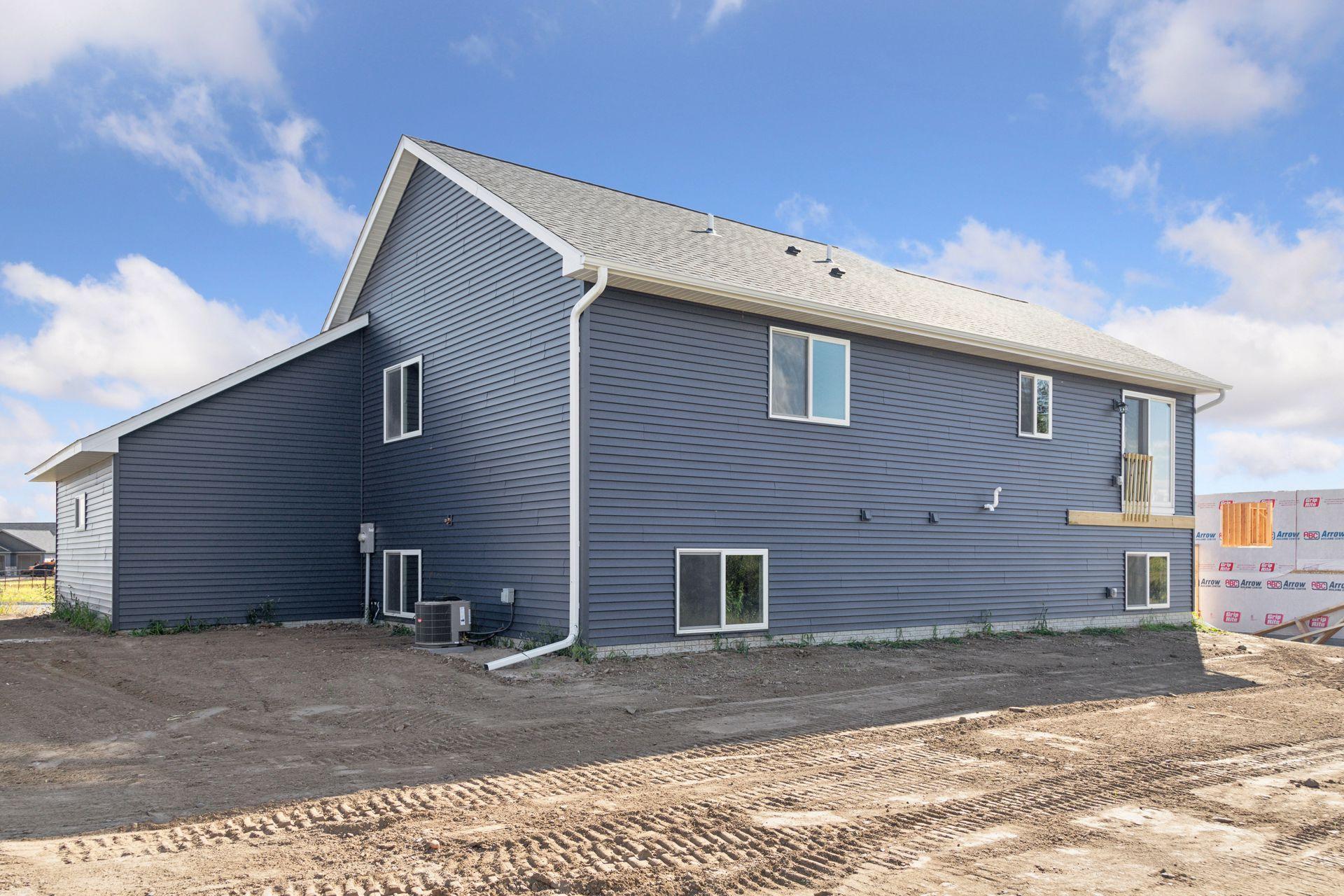 1823 Otter Way