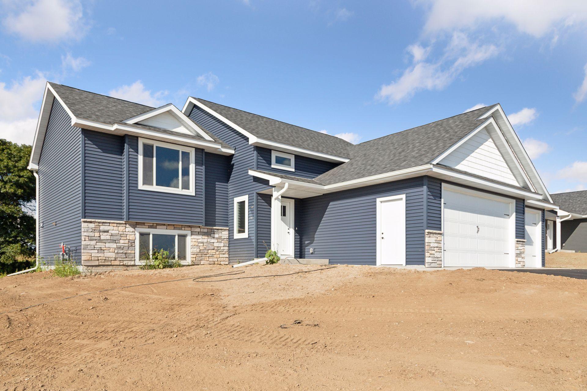1823 Otter Way