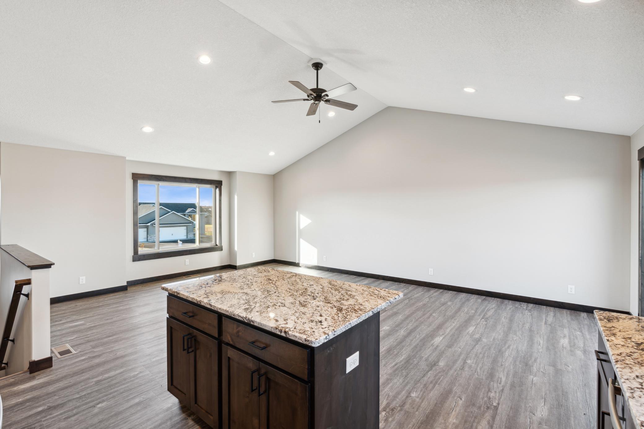 1823 Otter Way
