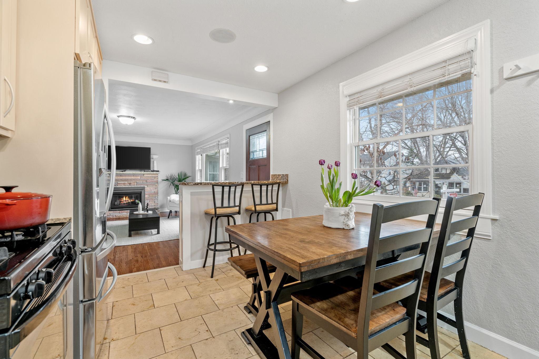 1371 Wellesley Avenue