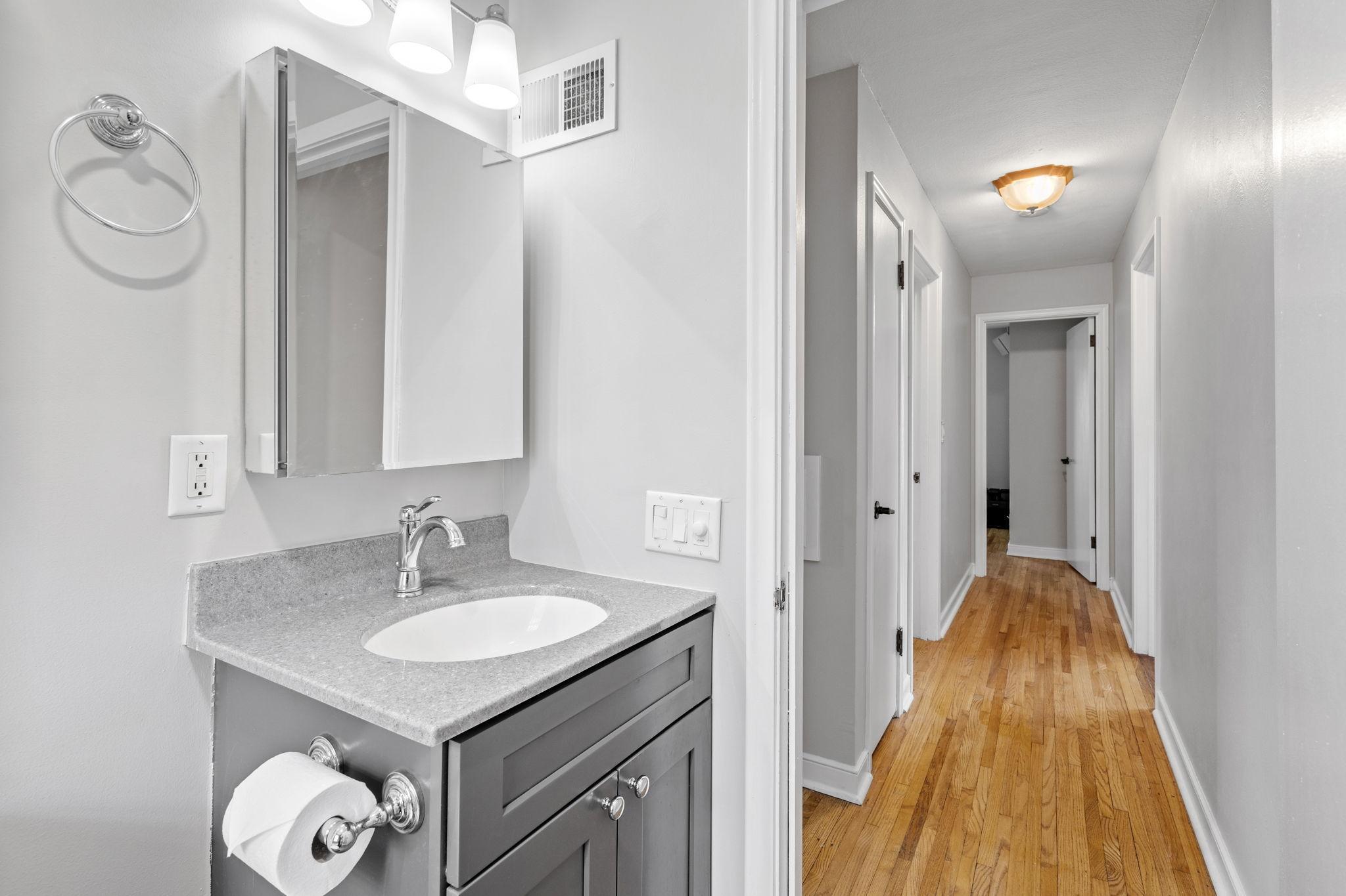 1371 Wellesley Avenue