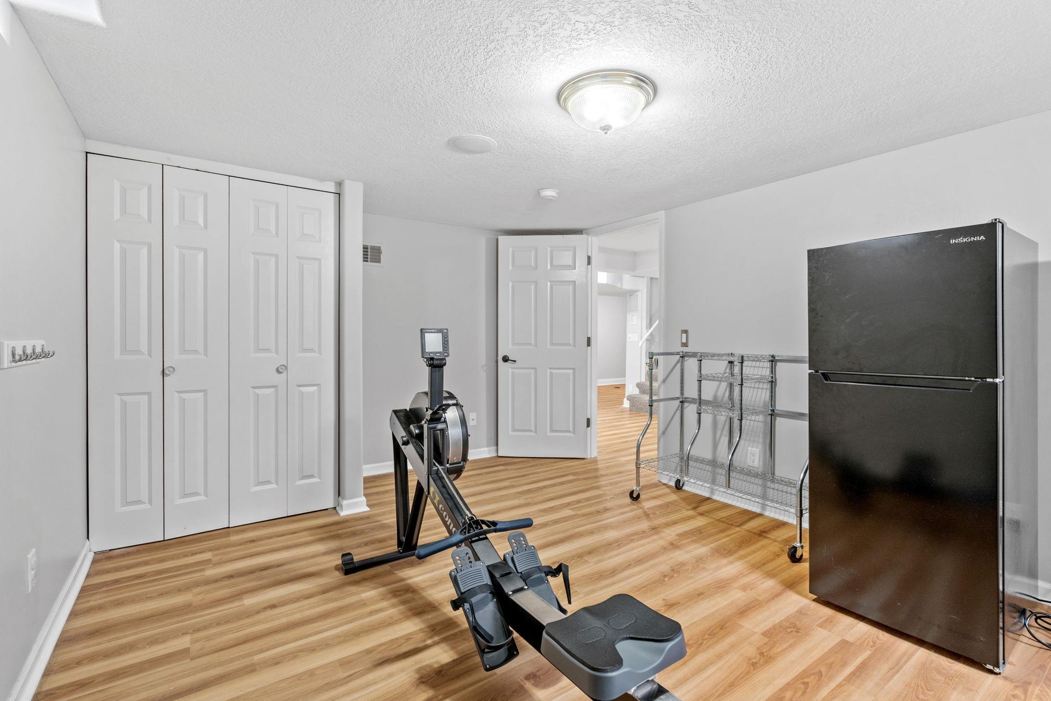 1371 Wellesley Avenue