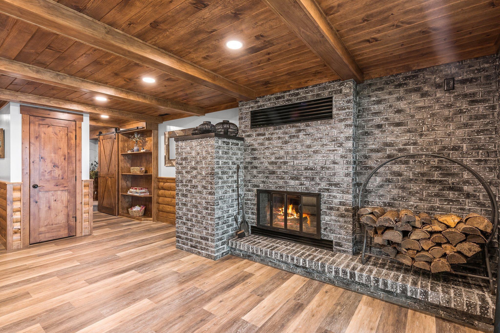 1145 Sandy Hook Lane